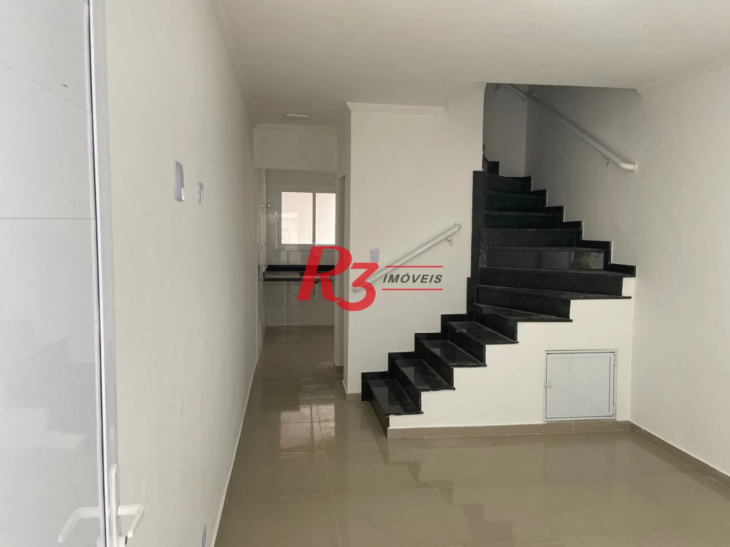 Casa com 2 dormitórios à venda, 57 m² por R$ 500.000,00 - Jardim Alice - Praia Grande/SP