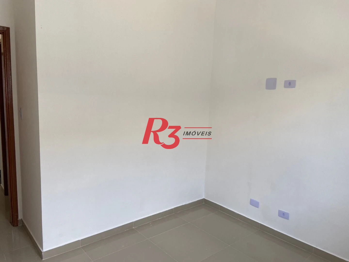 Casa com 2 dormitórios à venda, 57 m² por R$ 500.000,00 - Jardim Alice - Praia Grande/SP