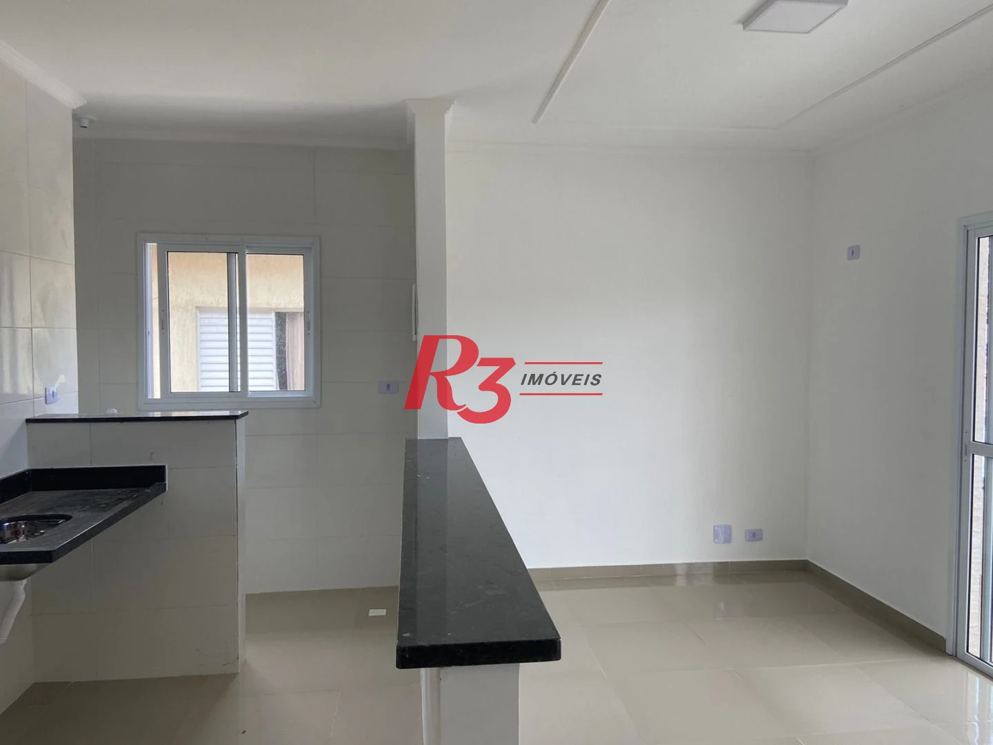 Casa com 2 dormitórios à venda, 64 m² por R$ 500.000,00 - Jardim Alice - Praia Grande/SP