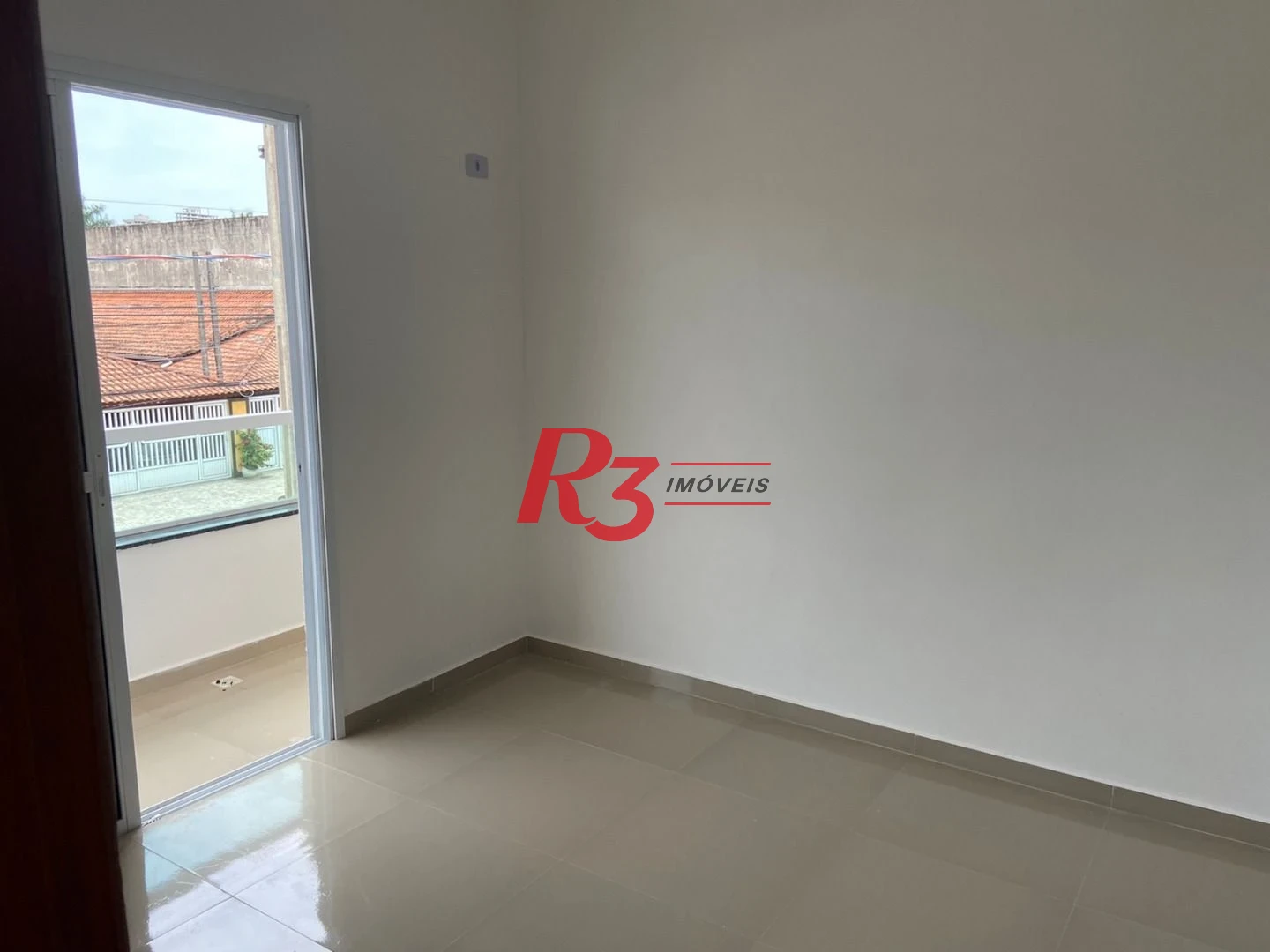 Casa com 2 dormitórios à venda, 64 m² por R$ 500.000,00 - Jardim Alice - Praia Grande/SP