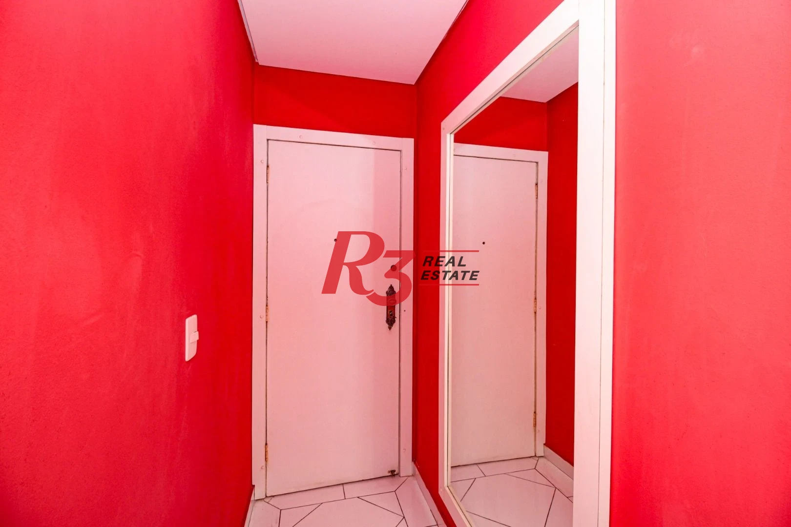 Apartamento com 3 dormitórios à venda, 151 m² por R$ 890.000,00 - Gonzaga - Santos/SP