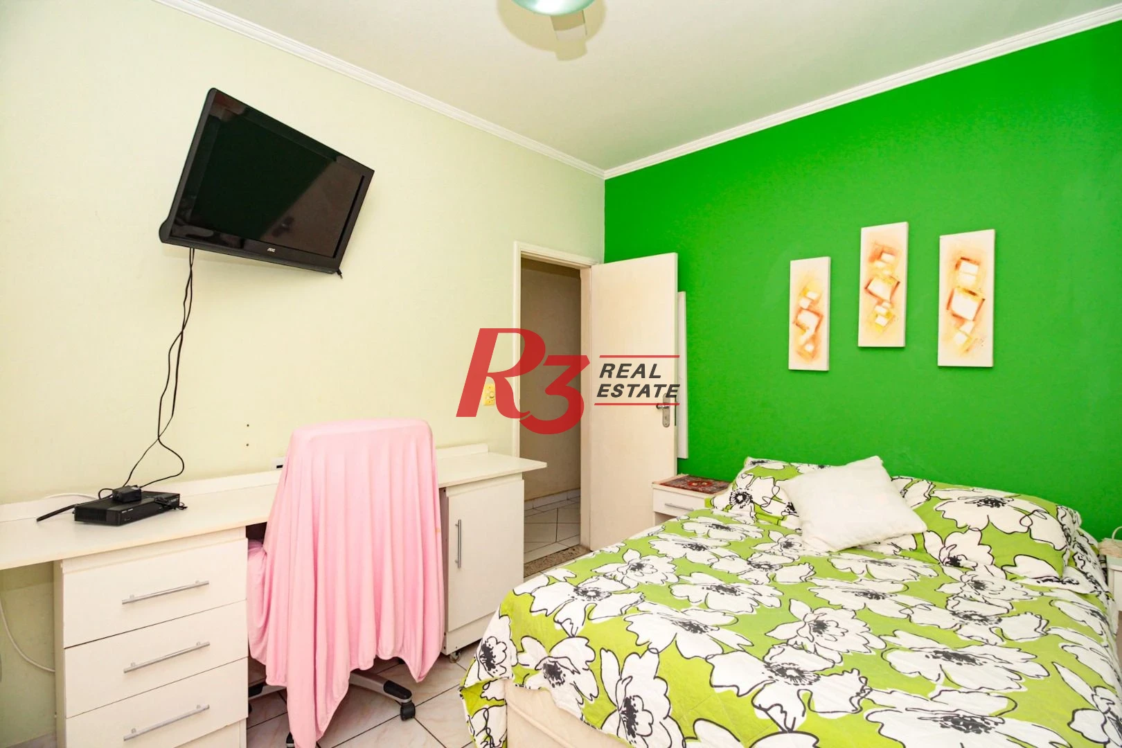 Apartamento com 3 dormitórios à venda, 151 m² por R$ 890.000,00 - Gonzaga - Santos/SP