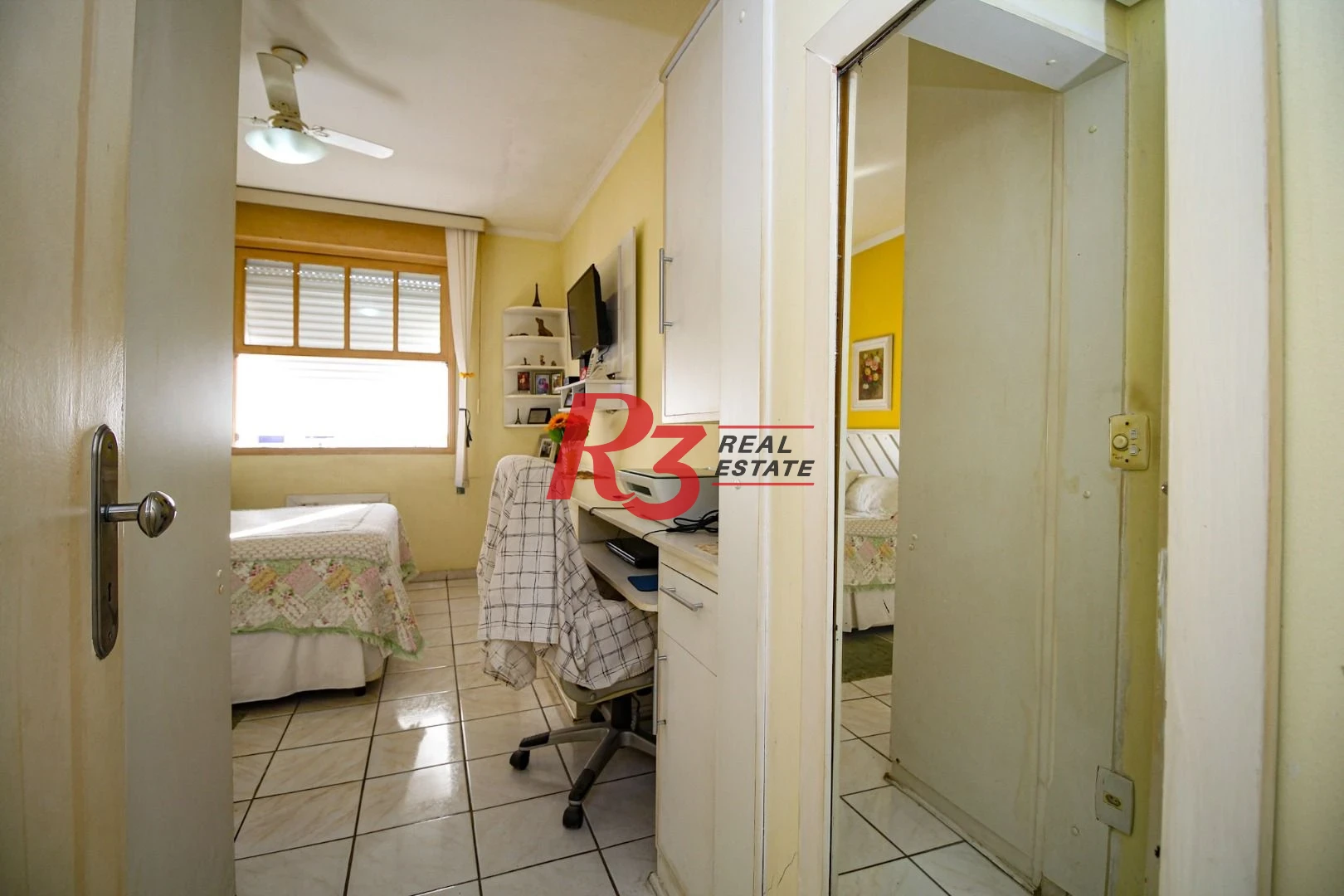 Apartamento com 3 dormitórios à venda, 151 m² por R$ 890.000,00 - Gonzaga - Santos/SP