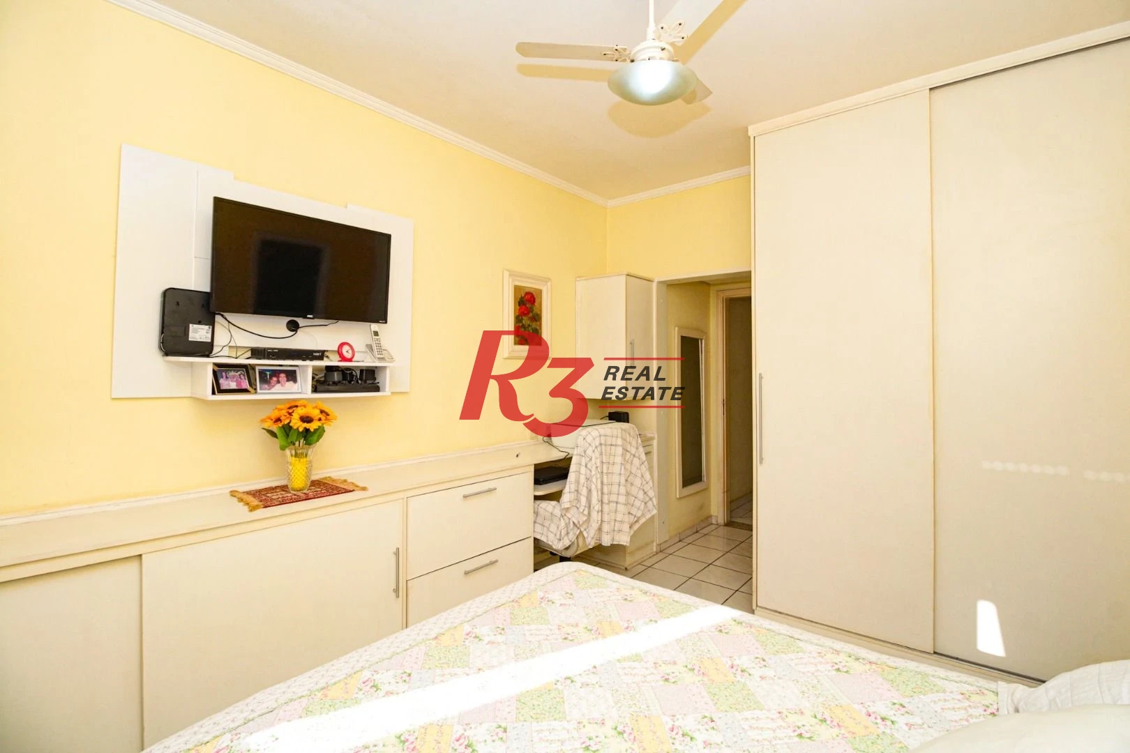 Apartamento com 3 dormitórios à venda, 151 m² por R$ 890.000,00 - Gonzaga - Santos/SP