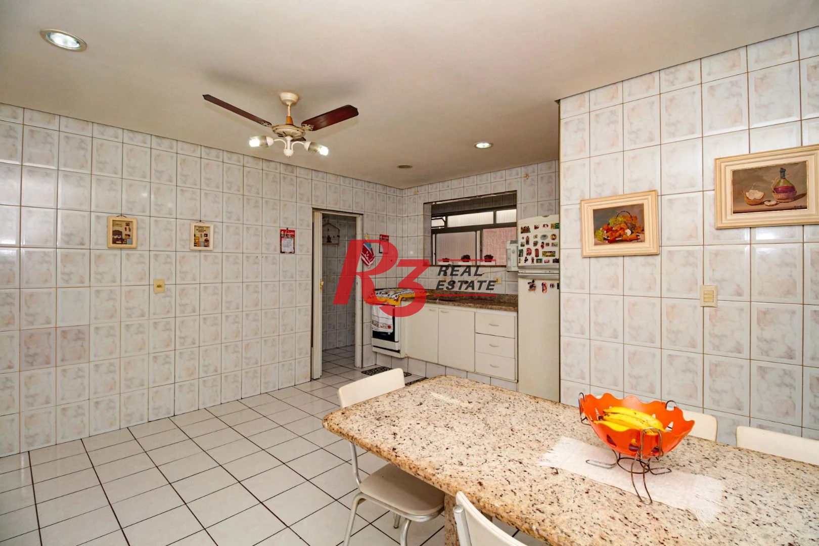 Apartamento com 3 dormitórios à venda, 151 m² por R$ 890.000,00 - Gonzaga - Santos/SP
