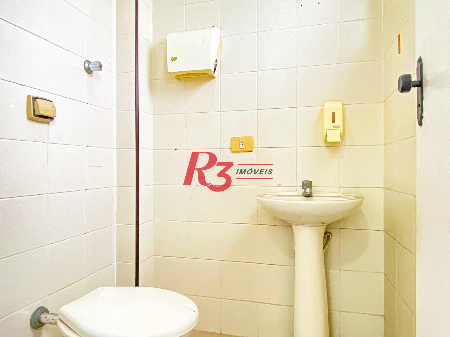 Sala para alugar, 44 m² por R$ 3.000,02/mês - Gonzaga - Santos/SP