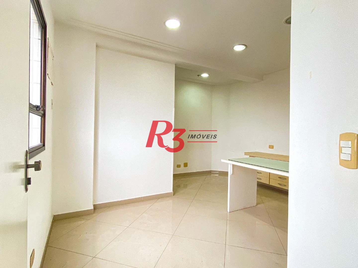 Sala para alugar, 44 m² por R$ 3.000,02/mês - Gonzaga - Santos/SP