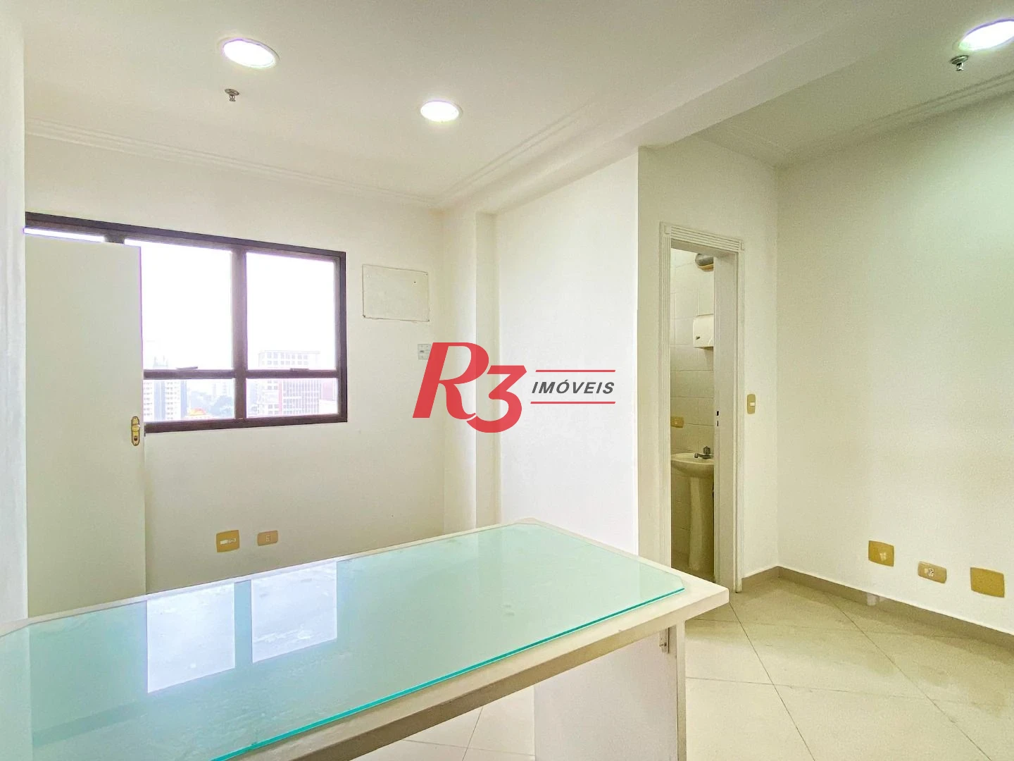 Sala para alugar, 44 m² por R$ 3.000,02/mês - Gonzaga - Santos/SP