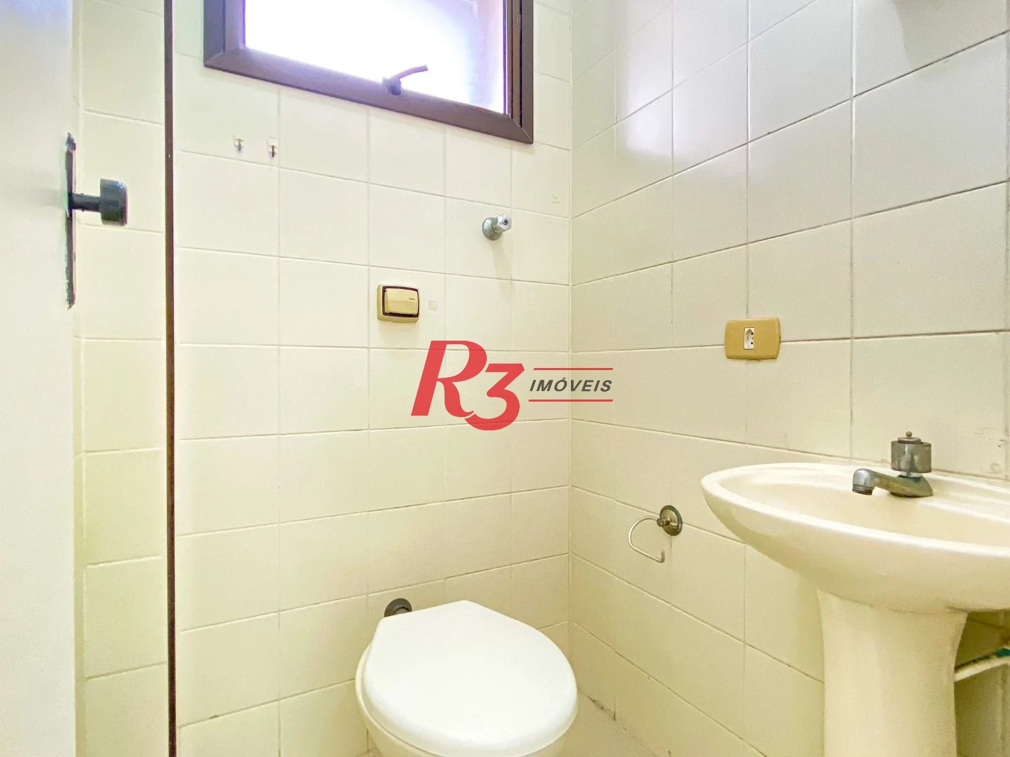 Sala para alugar, 44 m² por R$ 3.000,02/mês - Gonzaga - Santos/SP