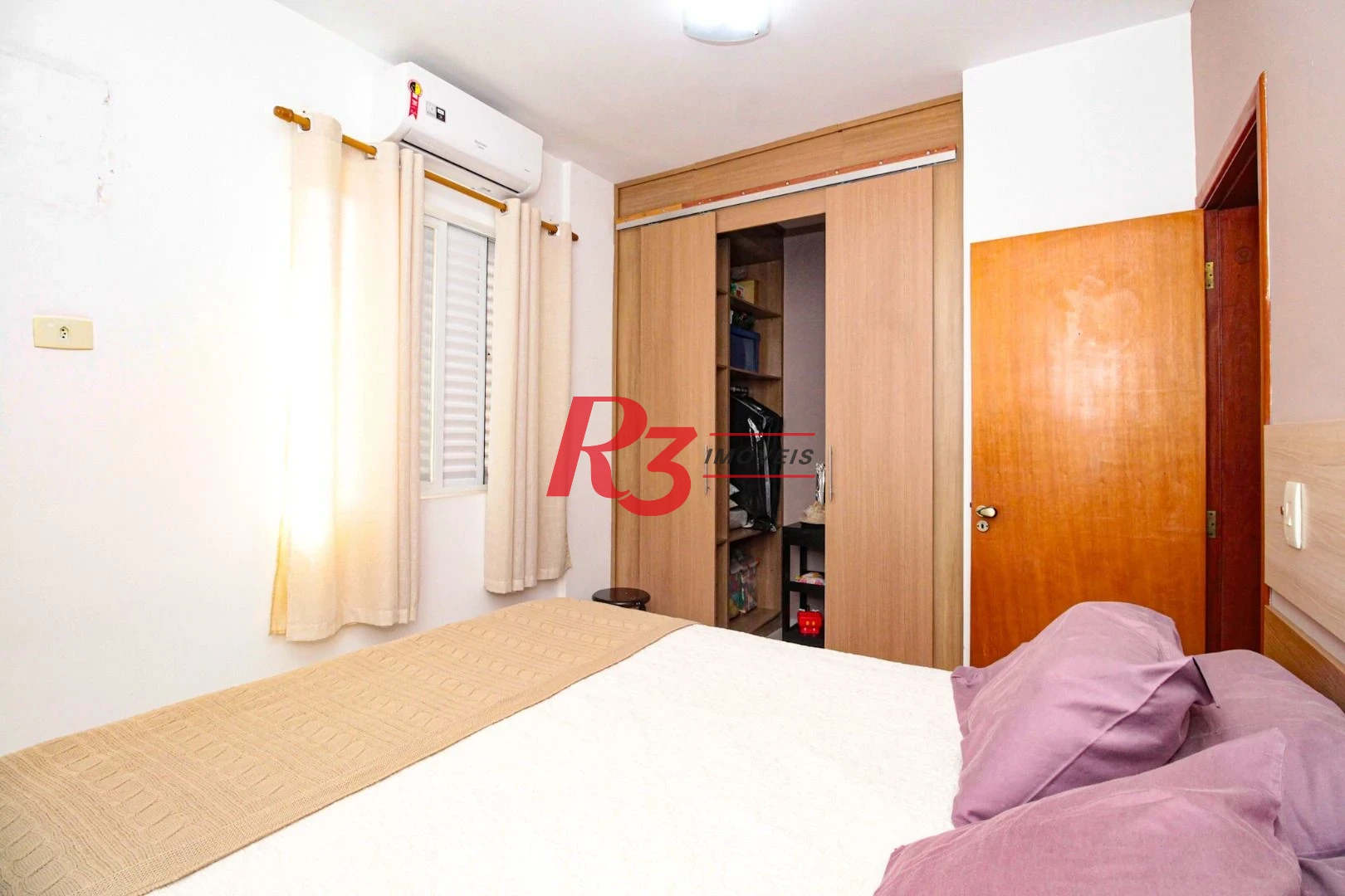 Sobrado à venda, 227 m² por R$ 1.700.000,00 - Boqueirão - Santos/SP