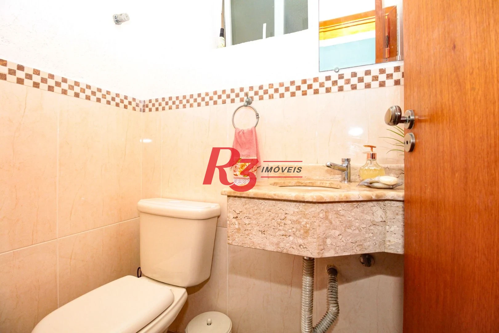 Sobrado à venda, 227 m² por R$ 1.700.000,00 - Boqueirão - Santos/SP