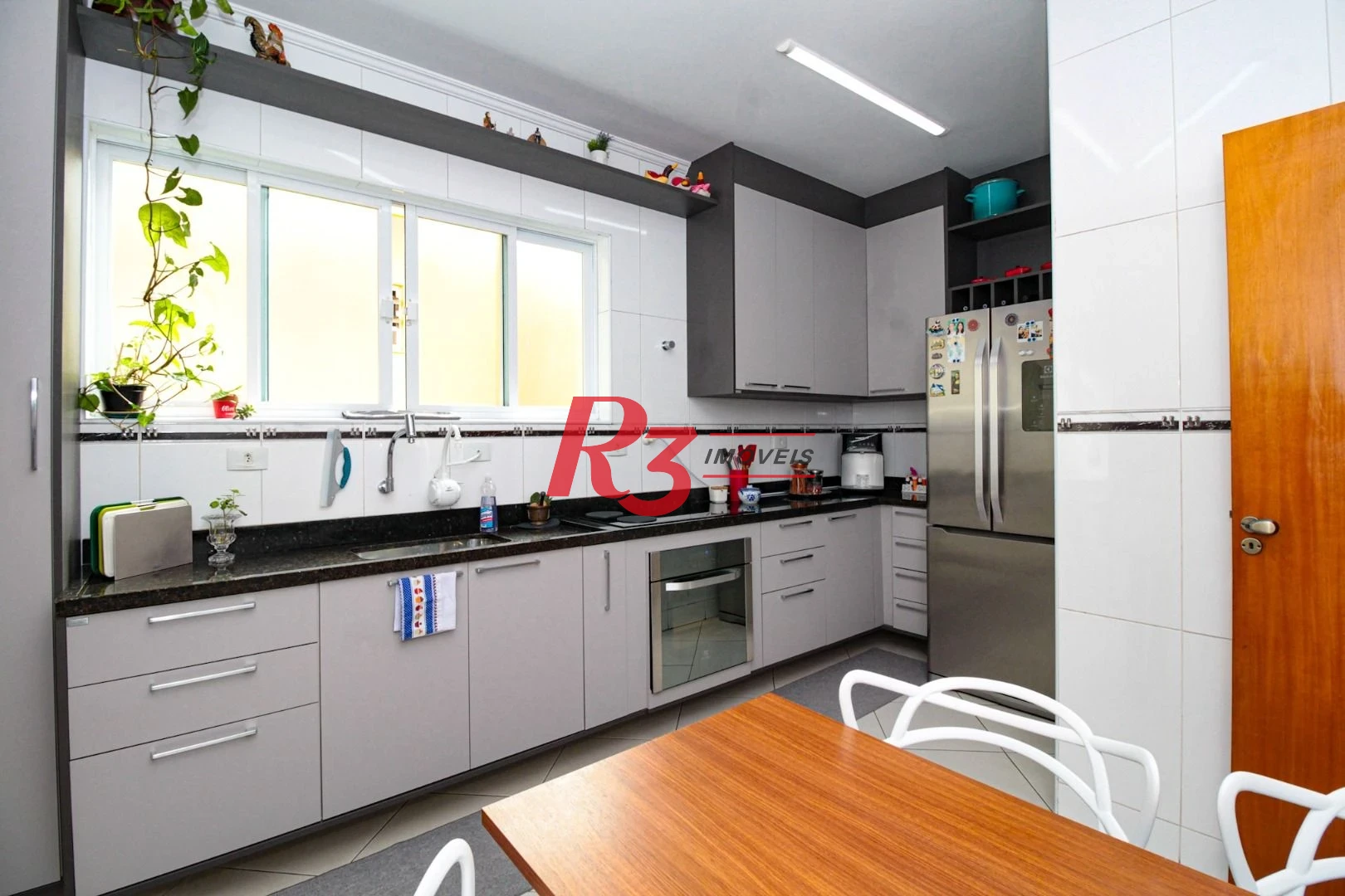 Sobrado à venda, 227 m² por R$ 1.700.000,00 - Boqueirão - Santos/SP