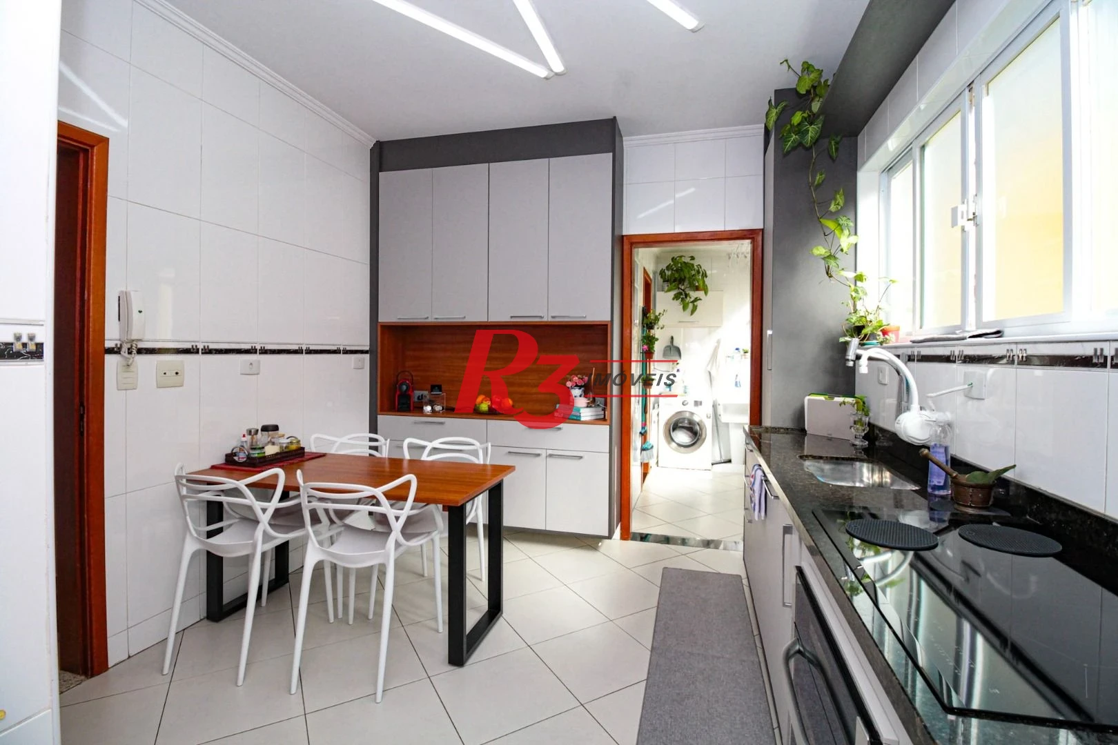 Sobrado à venda, 227 m² por R$ 1.700.000,00 - Boqueirão - Santos/SP