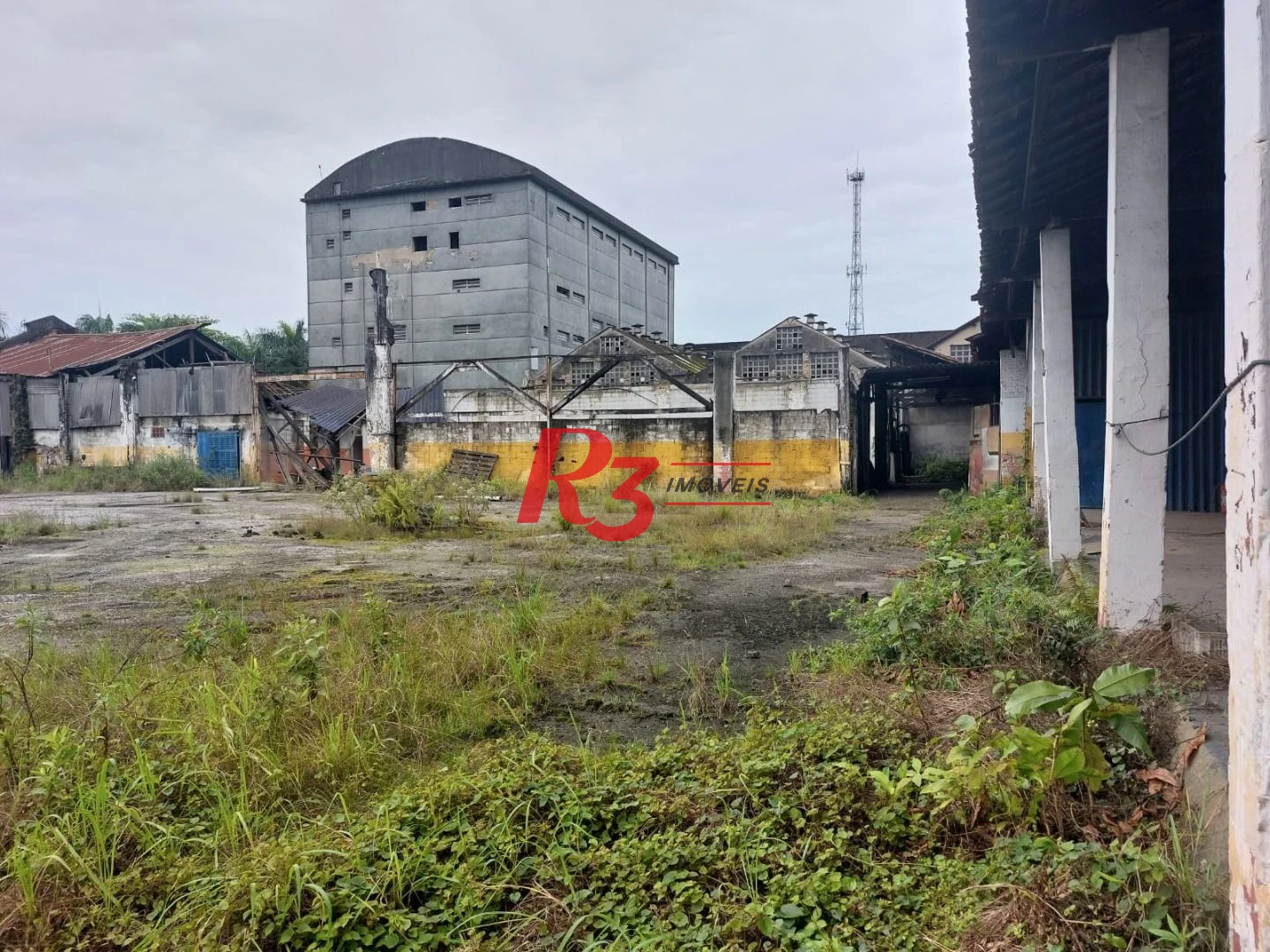 Terreno à venda, 10712 m² por R$ 79.000.000,00 - Macuco - Santos/SP