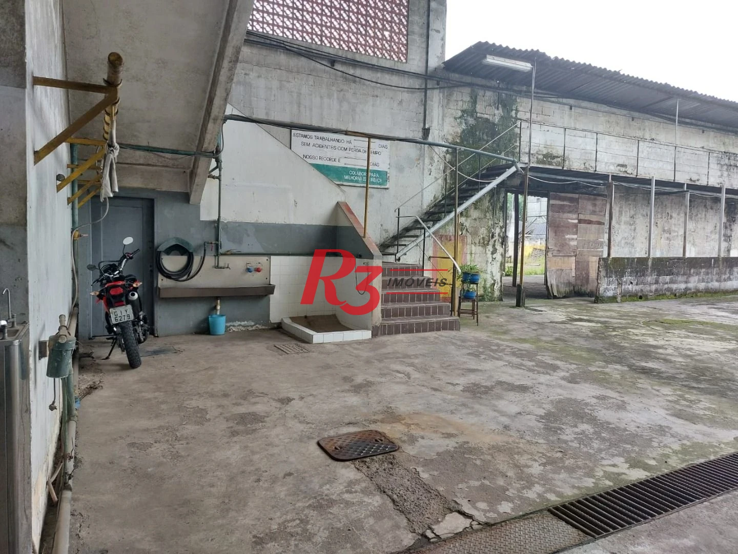Terreno à venda, 10712 m² por R$ 79.000.000,00 - Macuco - Santos/SP