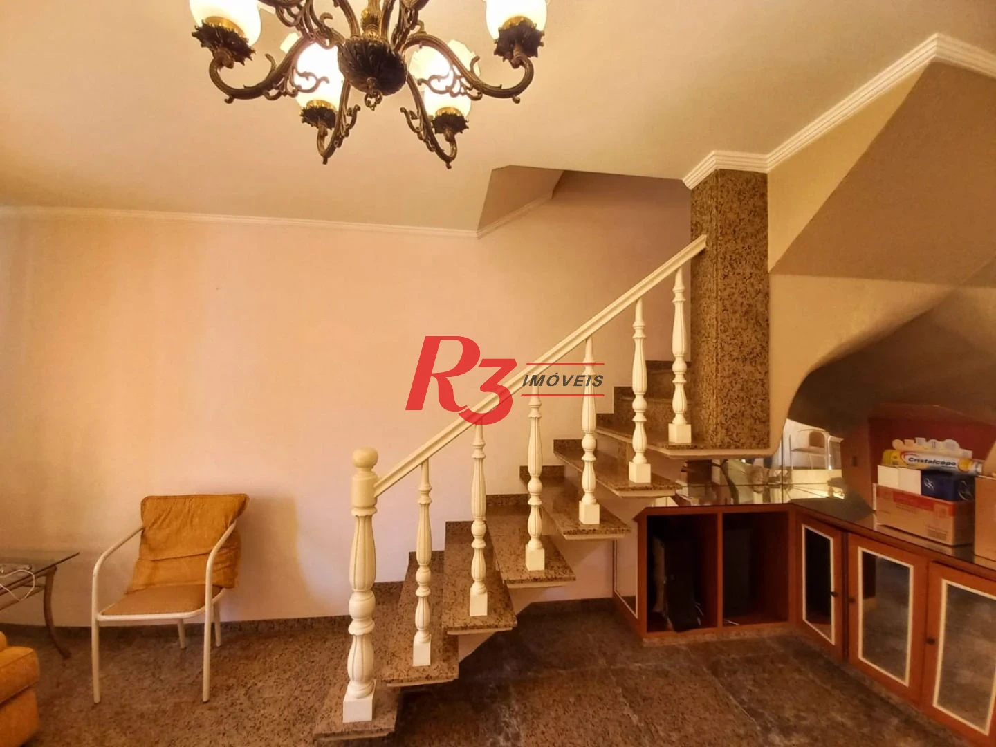 Sobrado com 3 dormitórios à venda, 131 m² por R$ 980.000,00 - Boqueirão - Santos/SP