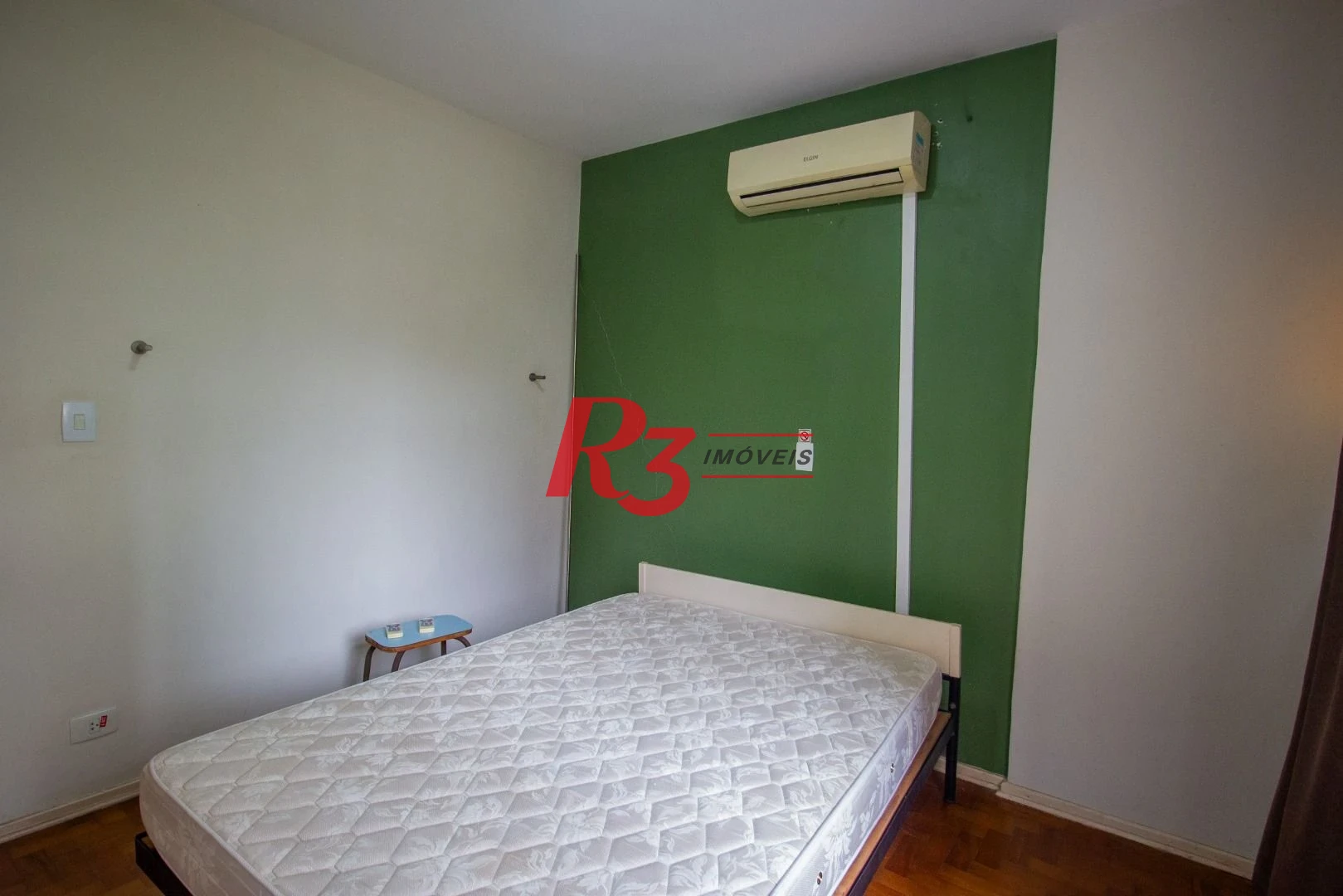 Apartamento com 2 dormitórios à venda, 86 m² por R$ 480.000,00 - Embaré - Santos/SP