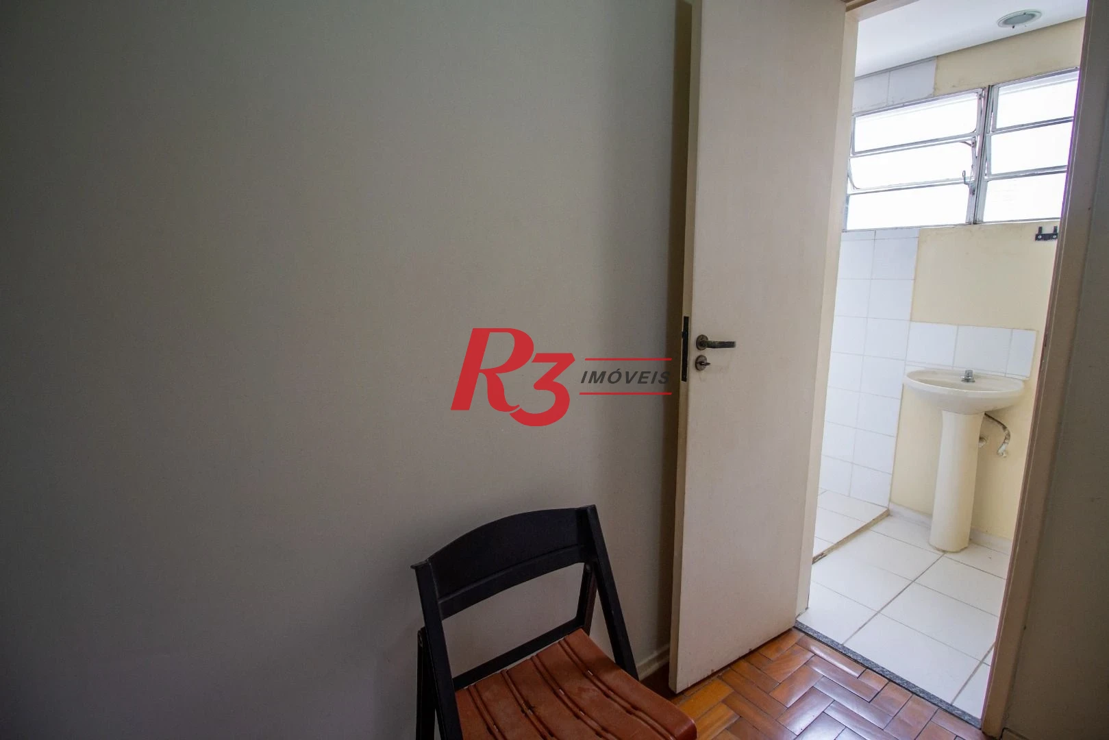 Apartamento com 2 dormitórios à venda, 86 m² por R$ 480.000,00 - Embaré - Santos/SP