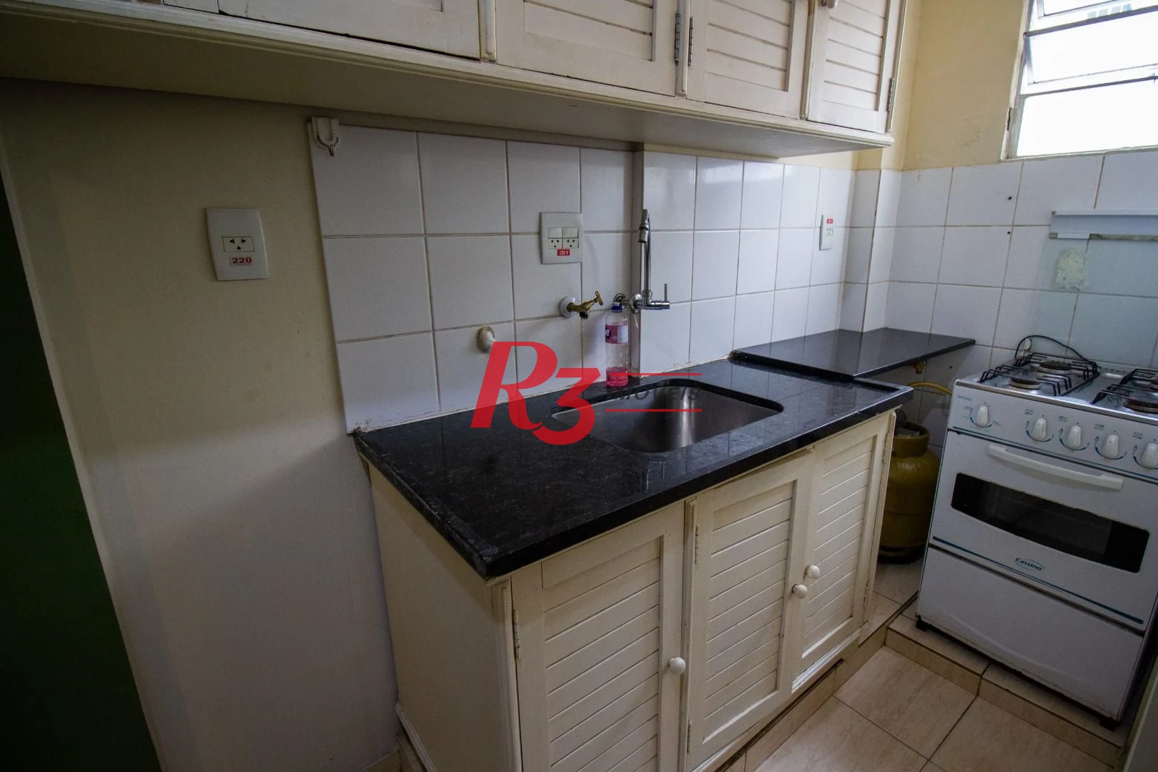 Apartamento com 2 dormitórios à venda, 86 m² por R$ 480.000,00 - Embaré - Santos/SP