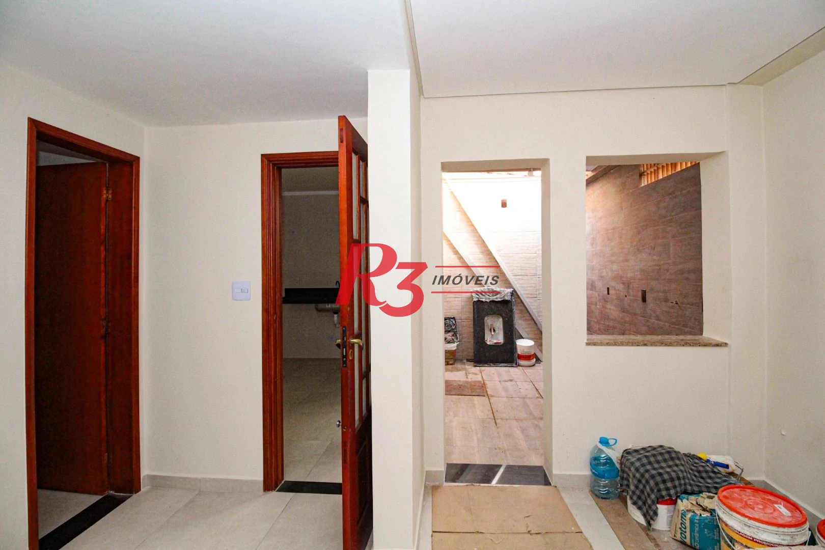 Casa à venda, 110 m² por R$ 920.000,00 - Encruzilhada - Santos/SP