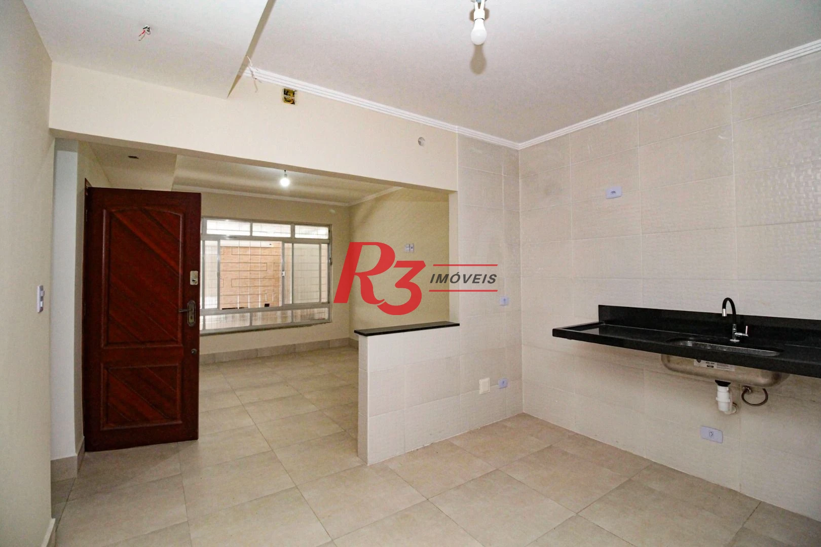 Casa à venda, 110 m² por R$ 920.000,00 - Encruzilhada - Santos/SP