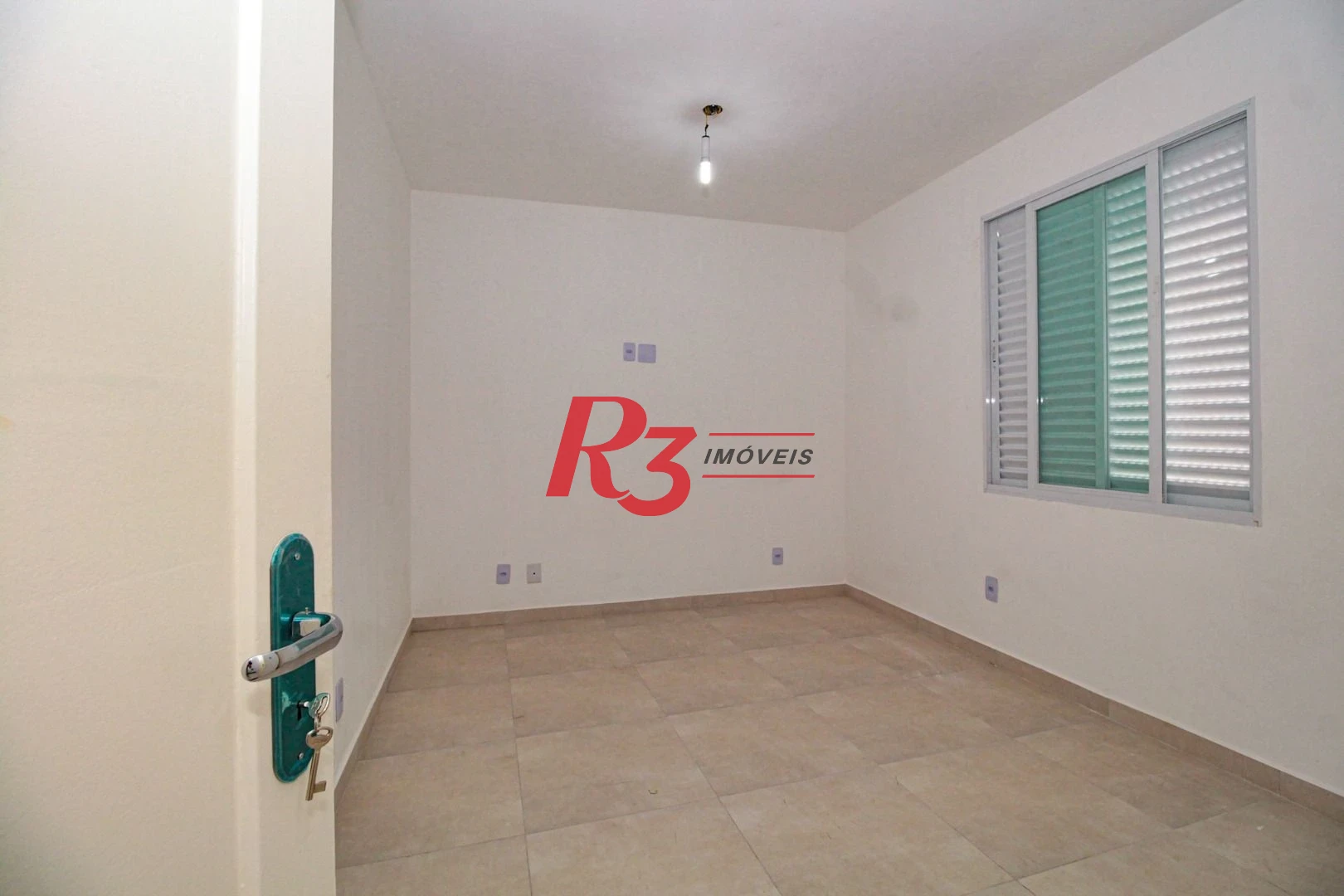 Casa à venda, 110 m² por R$ 920.000,00 - Encruzilhada - Santos/SP