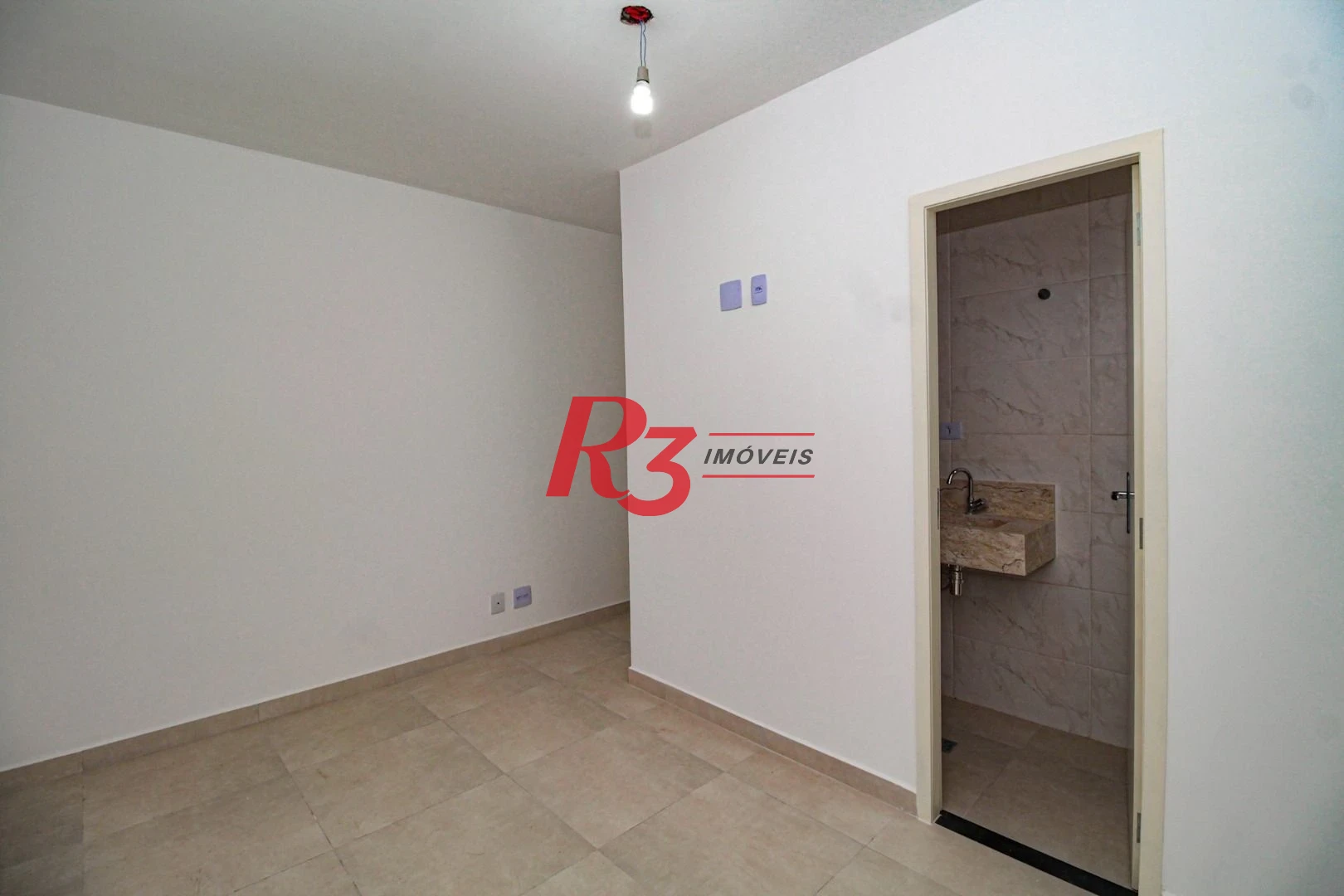 Casa à venda, 110 m² por R$ 920.000,00 - Encruzilhada - Santos/SP