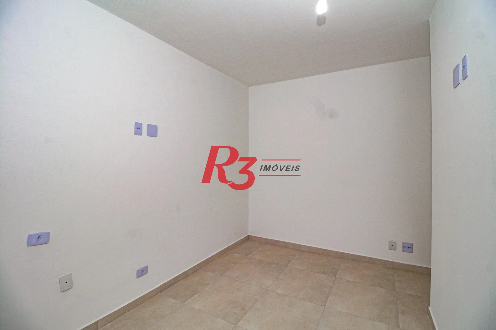 Casa à venda, 110 m² por R$ 920.000,00 - Encruzilhada - Santos/SP