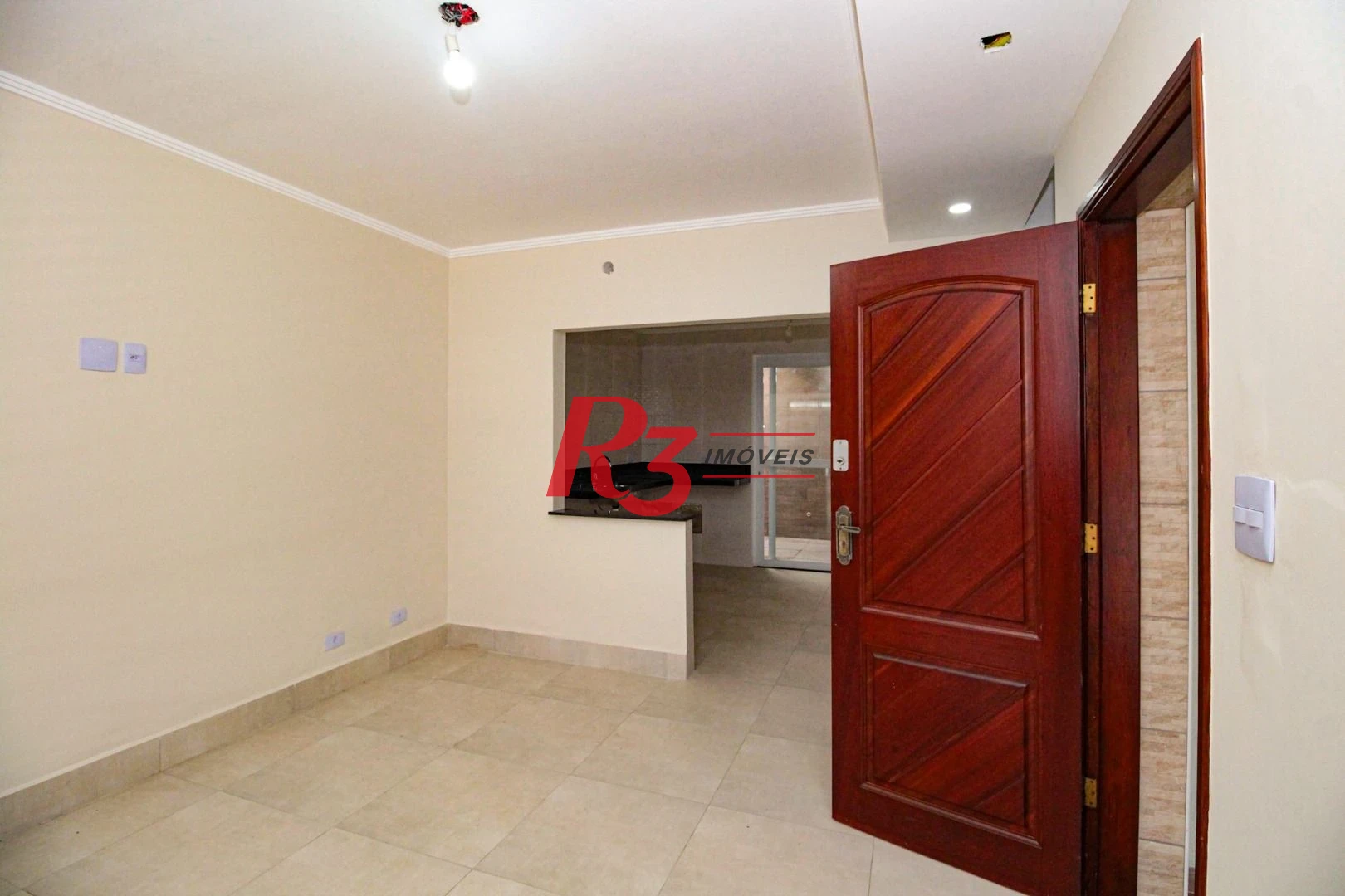 Casa à venda, 110 m² por R$ 920.000,00 - Encruzilhada - Santos/SP