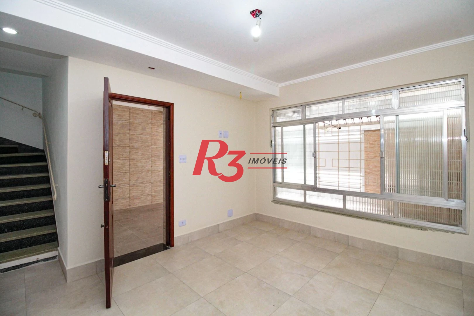 Casa à venda, 110 m² por R$ 920.000,00 - Encruzilhada - Santos/SP