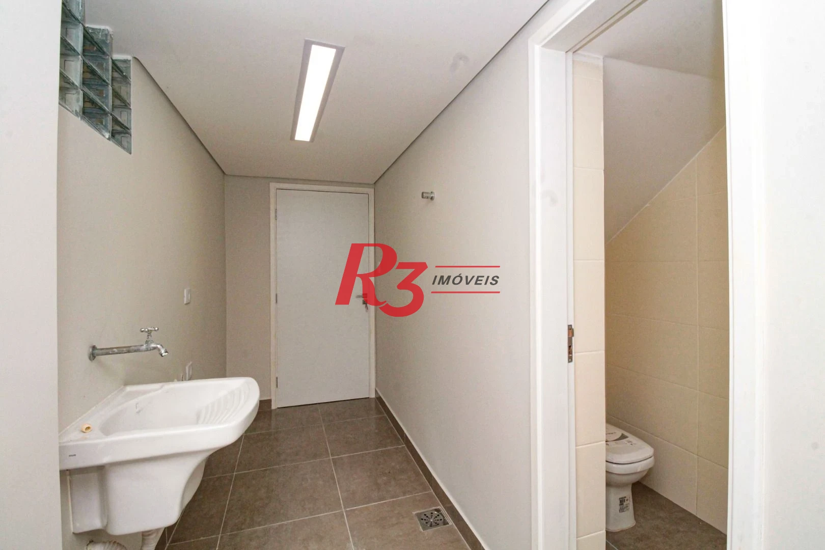 Sobrado à venda, 140 m² por R$ 648.000,00 - Marapé - Santos/SP