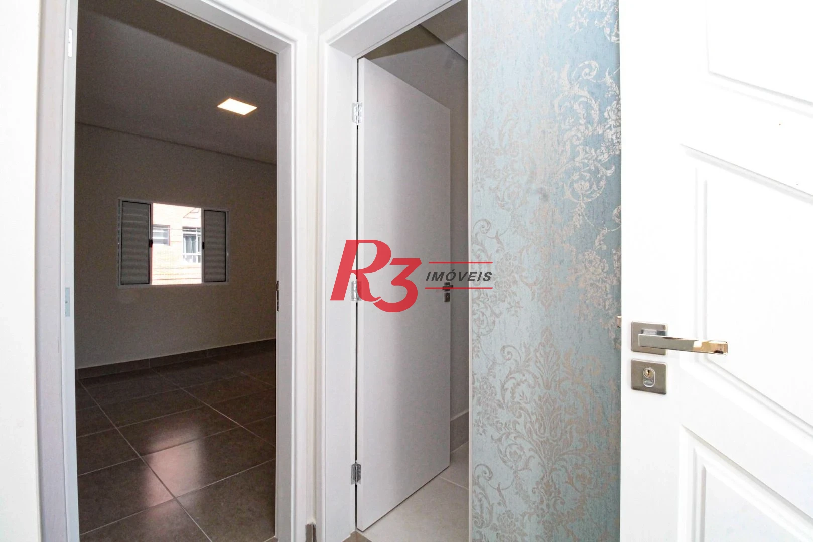 Sobrado à venda, 140 m² por R$ 648.000,00 - Marapé - Santos/SP