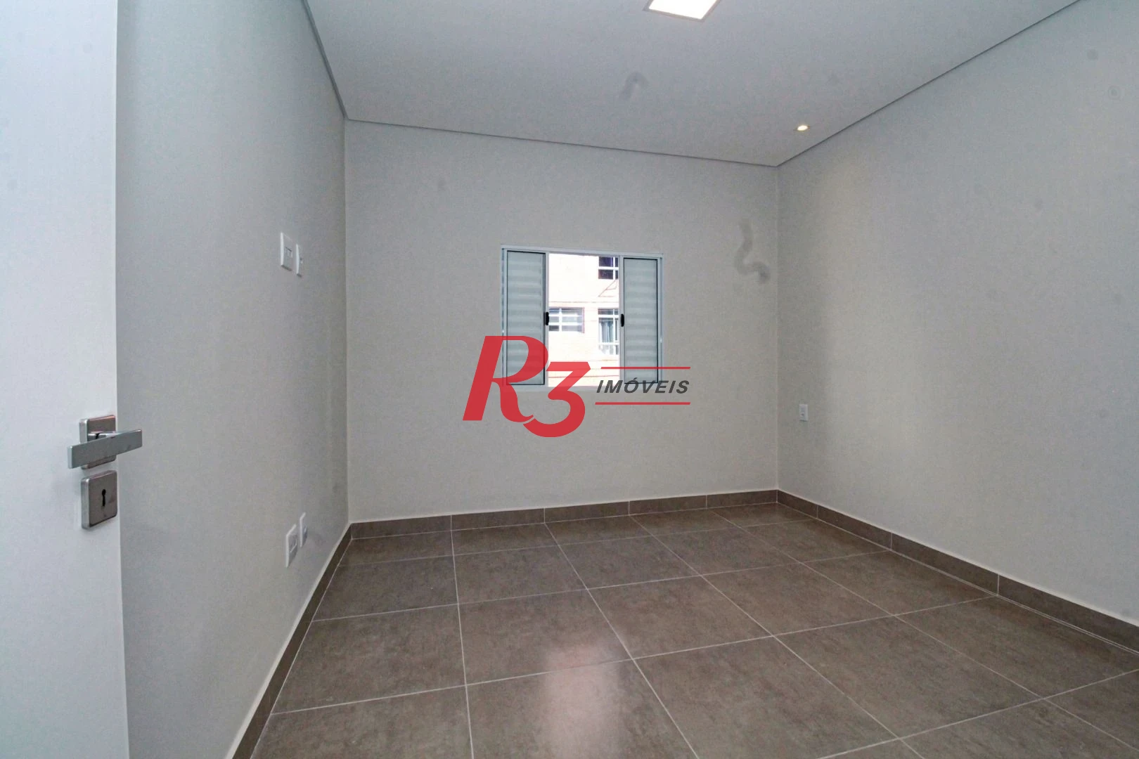 Sobrado à venda, 140 m² por R$ 648.000,00 - Marapé - Santos/SP
