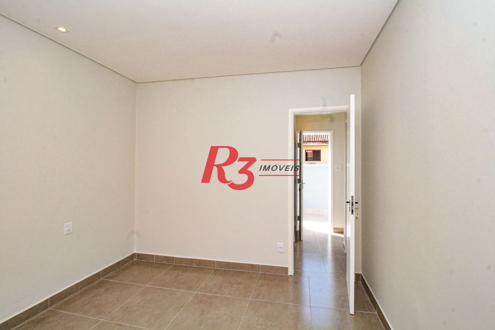 Sobrado à venda, 140 m² por R$ 648.000,00 - Marapé - Santos/SP