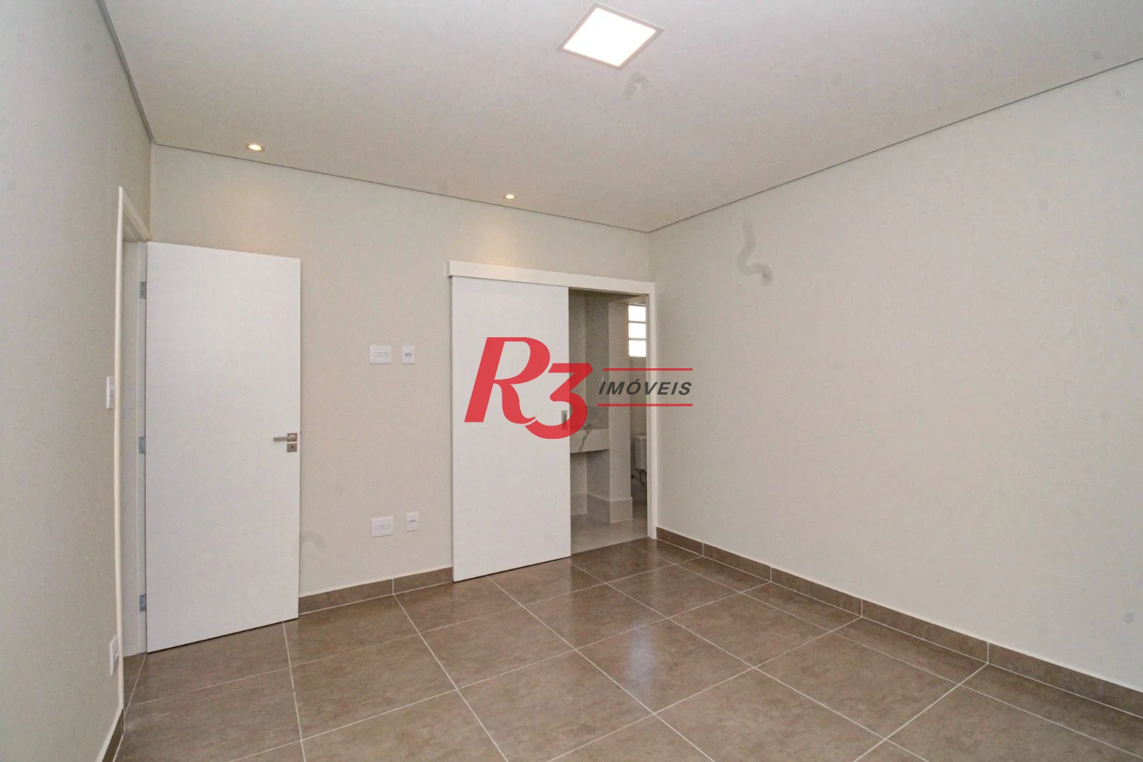 Sobrado à venda, 140 m² por R$ 648.000,00 - Marapé - Santos/SP