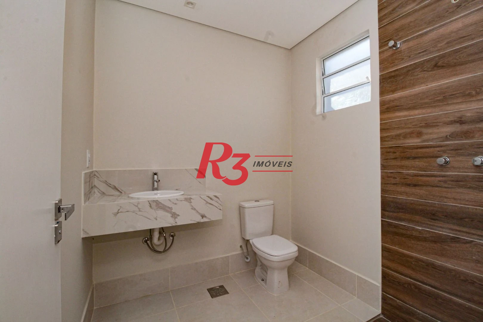 Sobrado à venda, 140 m² por R$ 648.000,00 - Marapé - Santos/SP