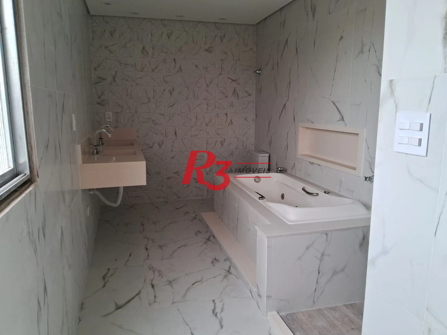 Cobertura à venda, 208 m² por R$ 900.000,00 - Ponta da Praia - Santos/SP