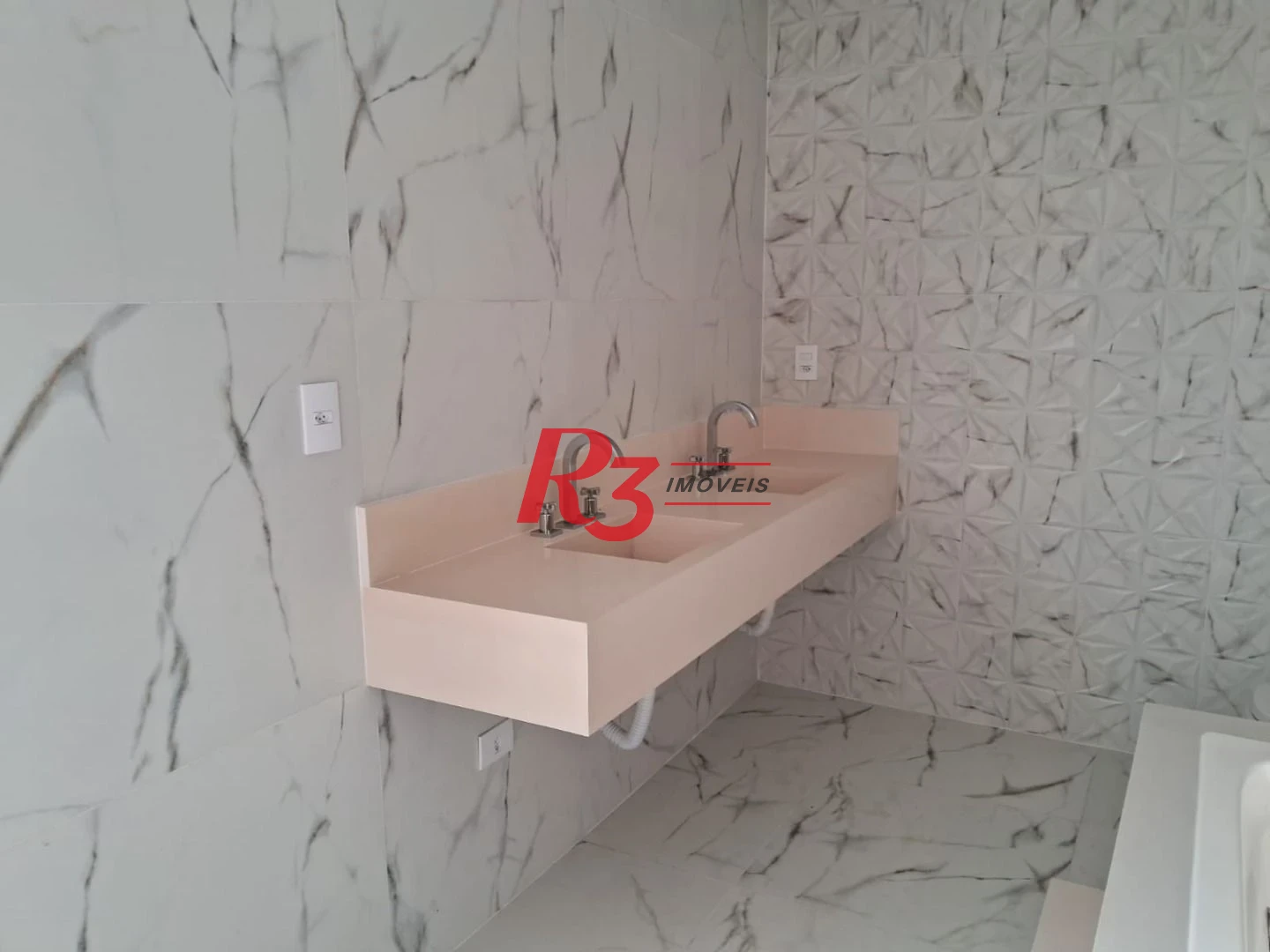 Cobertura à venda, 208 m² por R$ 900.000,00 - Ponta da Praia - Santos/SP