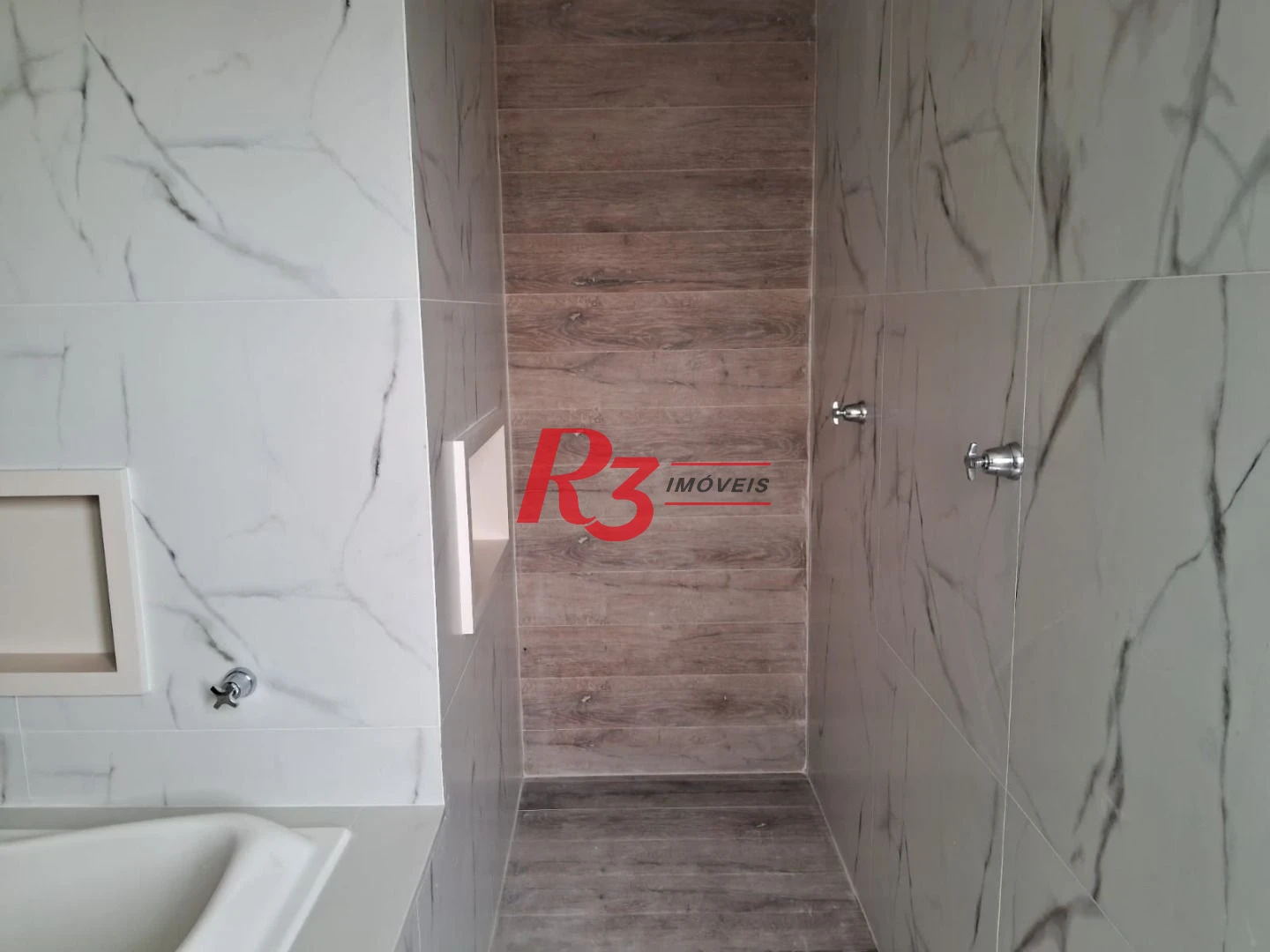Cobertura à venda, 208 m² por R$ 900.000,00 - Ponta da Praia - Santos/SP