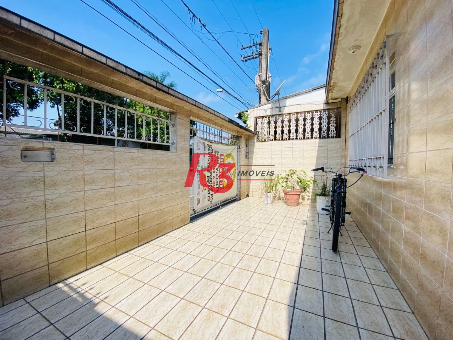 Casa com 3 dormitórios à venda, 80 m² por R$ 400.000,00 - Castelo - Santos/SP