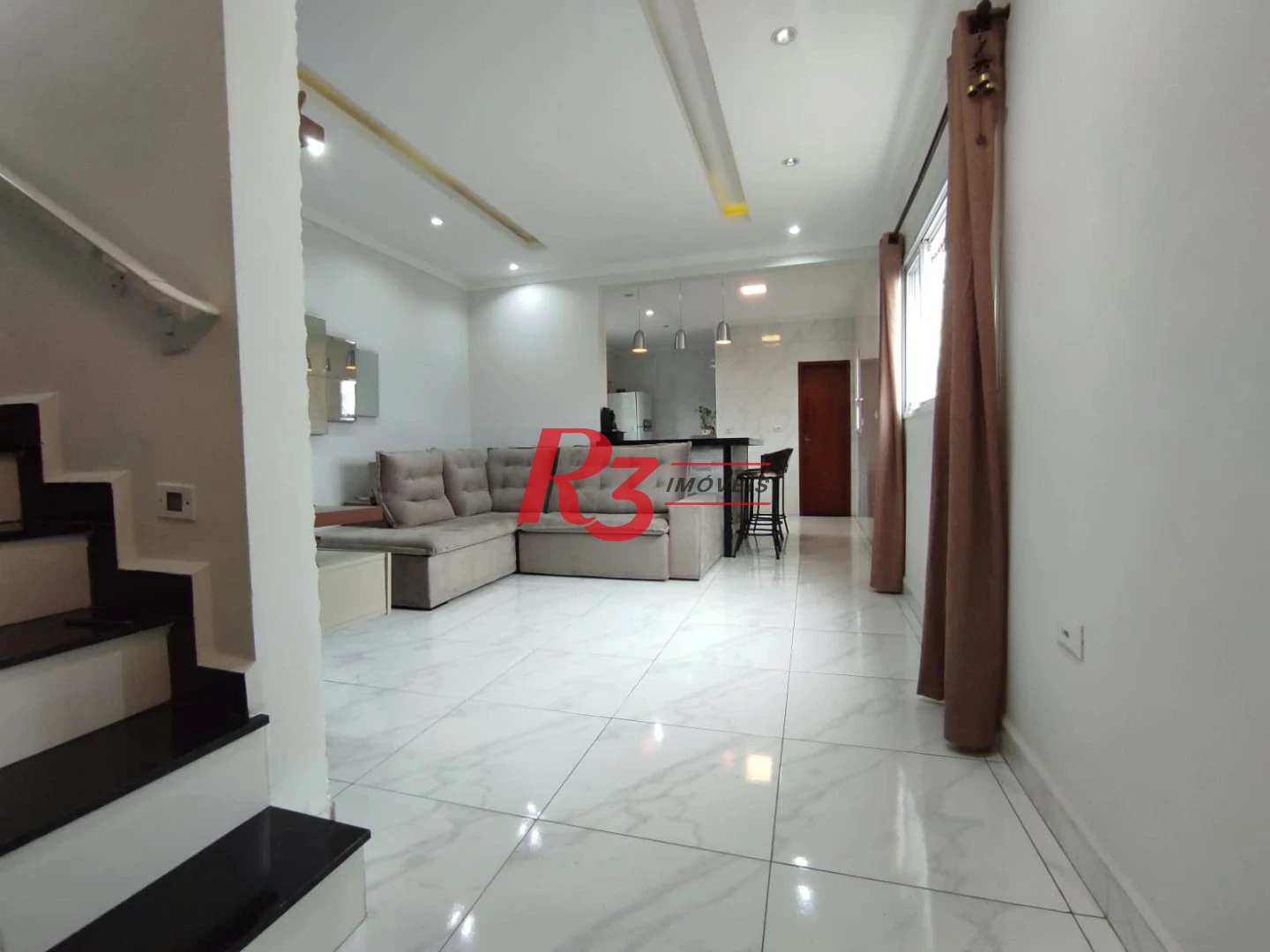 Casa à venda, 145 m² por R$ 620.000,00 - Vila Voturuá - São Vicente/SP