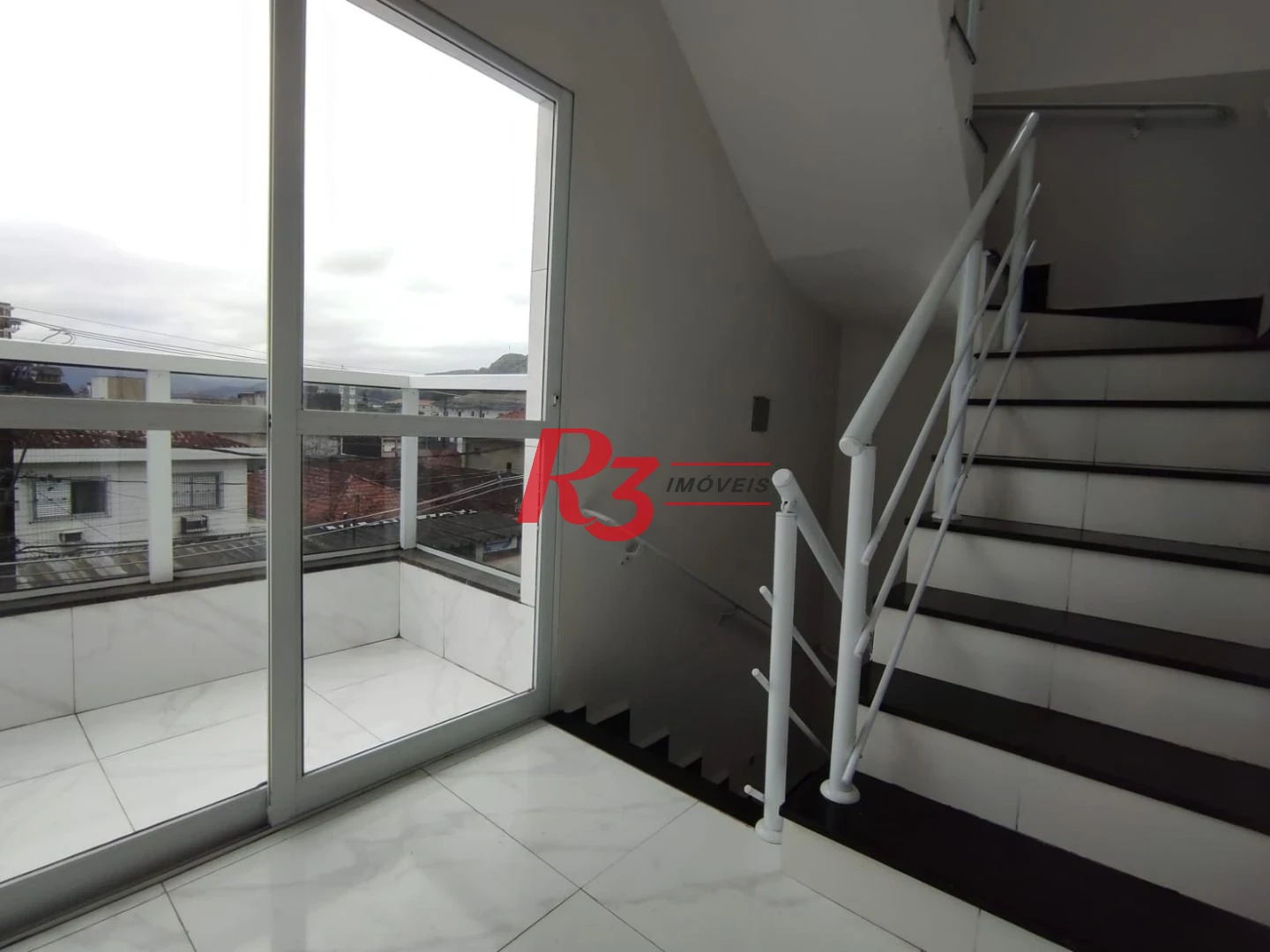 Casa à venda, 145 m² por R$ 620.000,00 - Vila Voturuá - São Vicente/SP