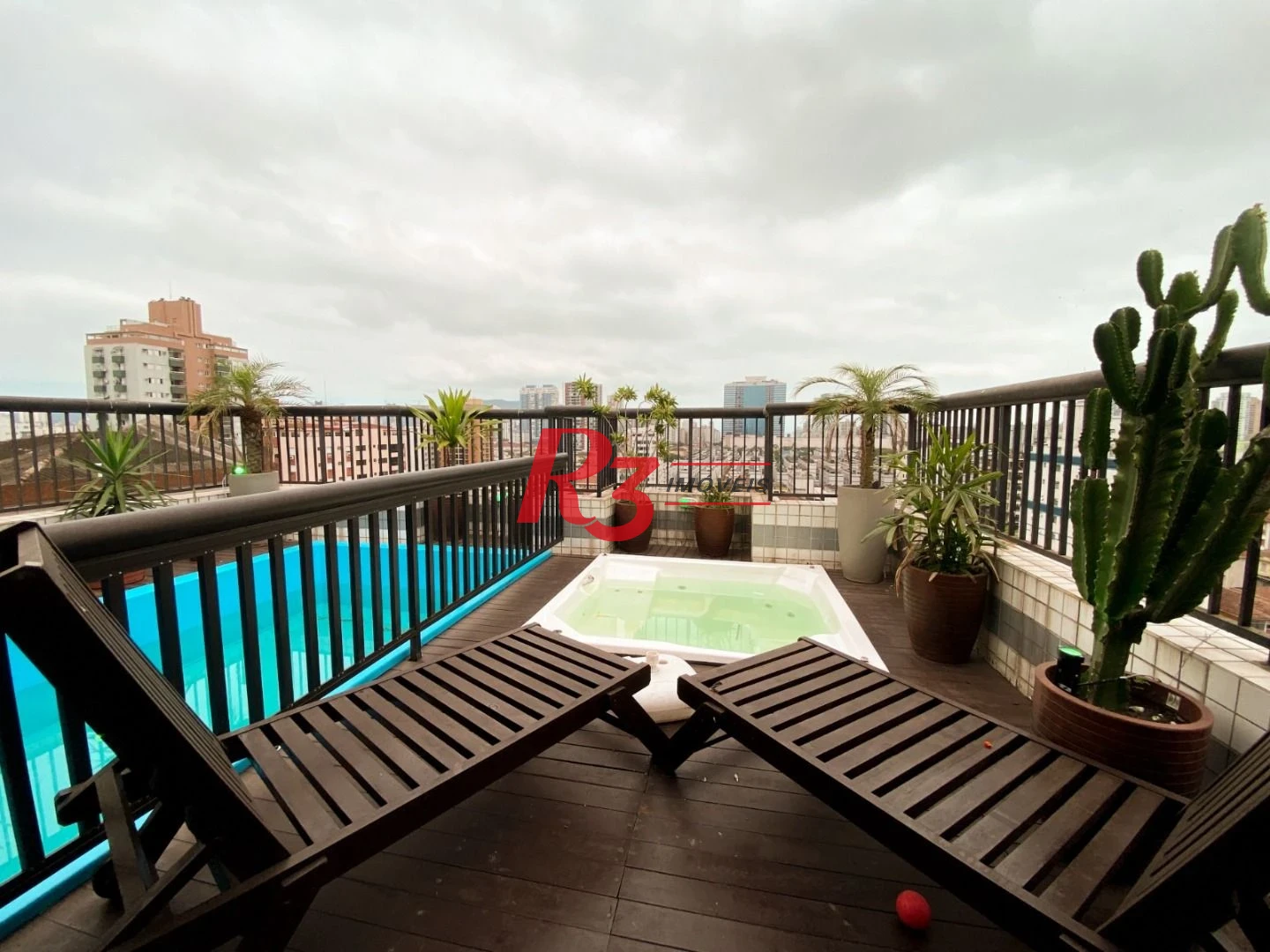Cobertura, 353 m² - venda por R$ 2.750.000,00 ou aluguel por R$ 15.000,00/mês - Embaré - Santos/SP