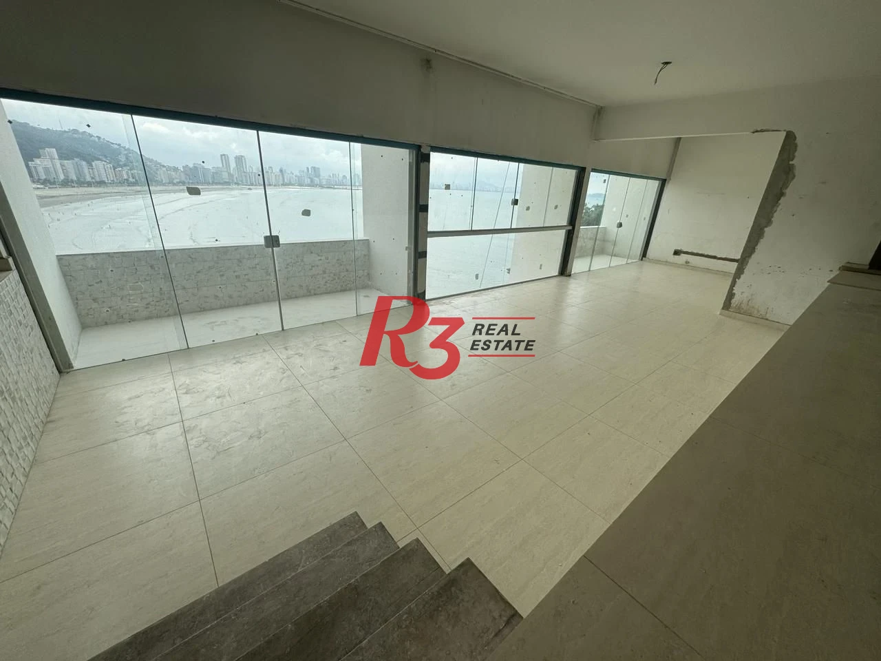 Apartamento com 3 dormitórios à venda, 235 m² por R$ 2.000.000,00 - Ilha Porchat - São Vicente/SP