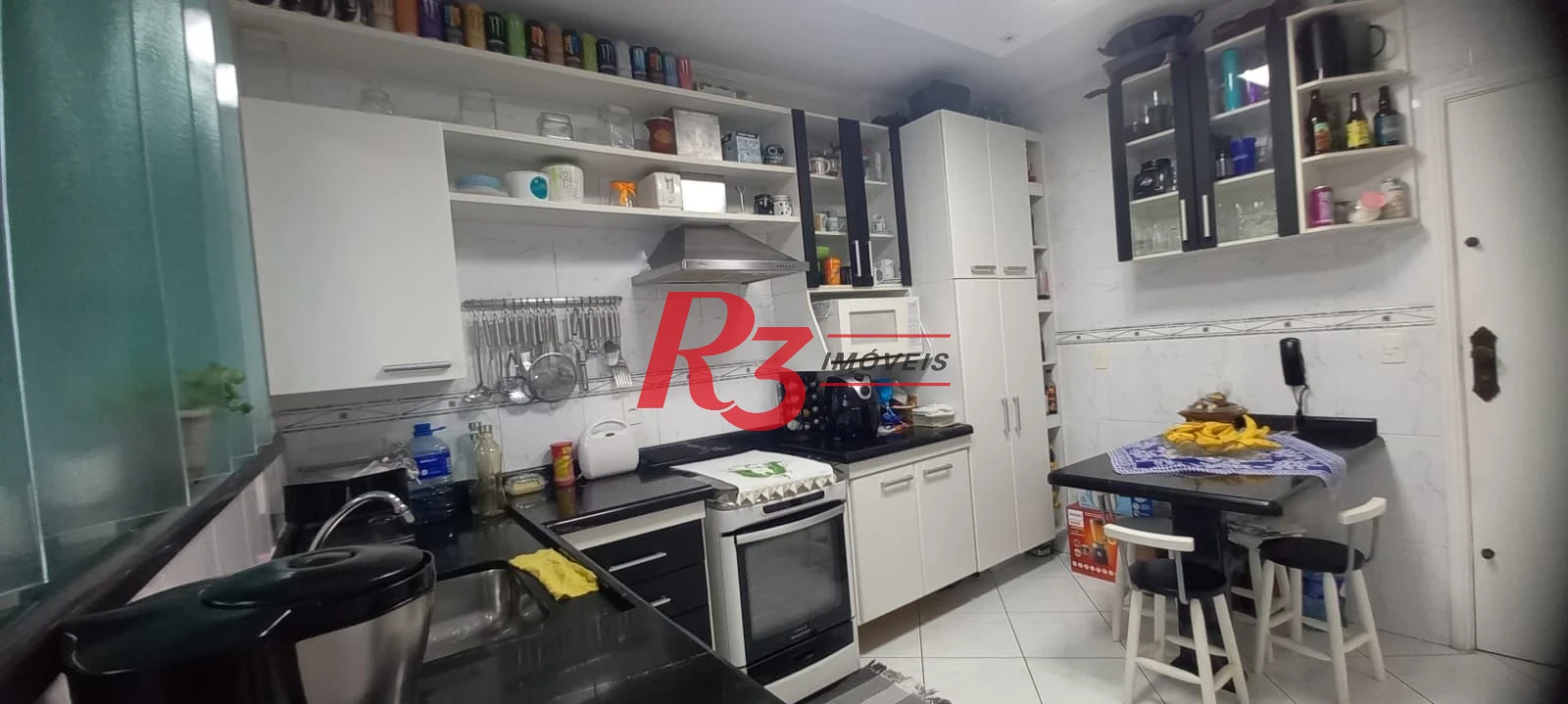 Apartamento com 2 dormitórios à venda, 106 m² por R$ 850.000,00 - Pompéia - Santos/SP