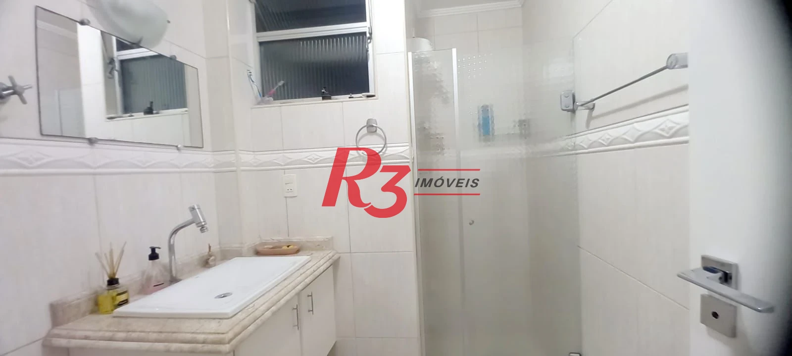 Apartamento com 2 dormitórios à venda, 106 m² por R$ 850.000,00 - Pompéia - Santos/SP