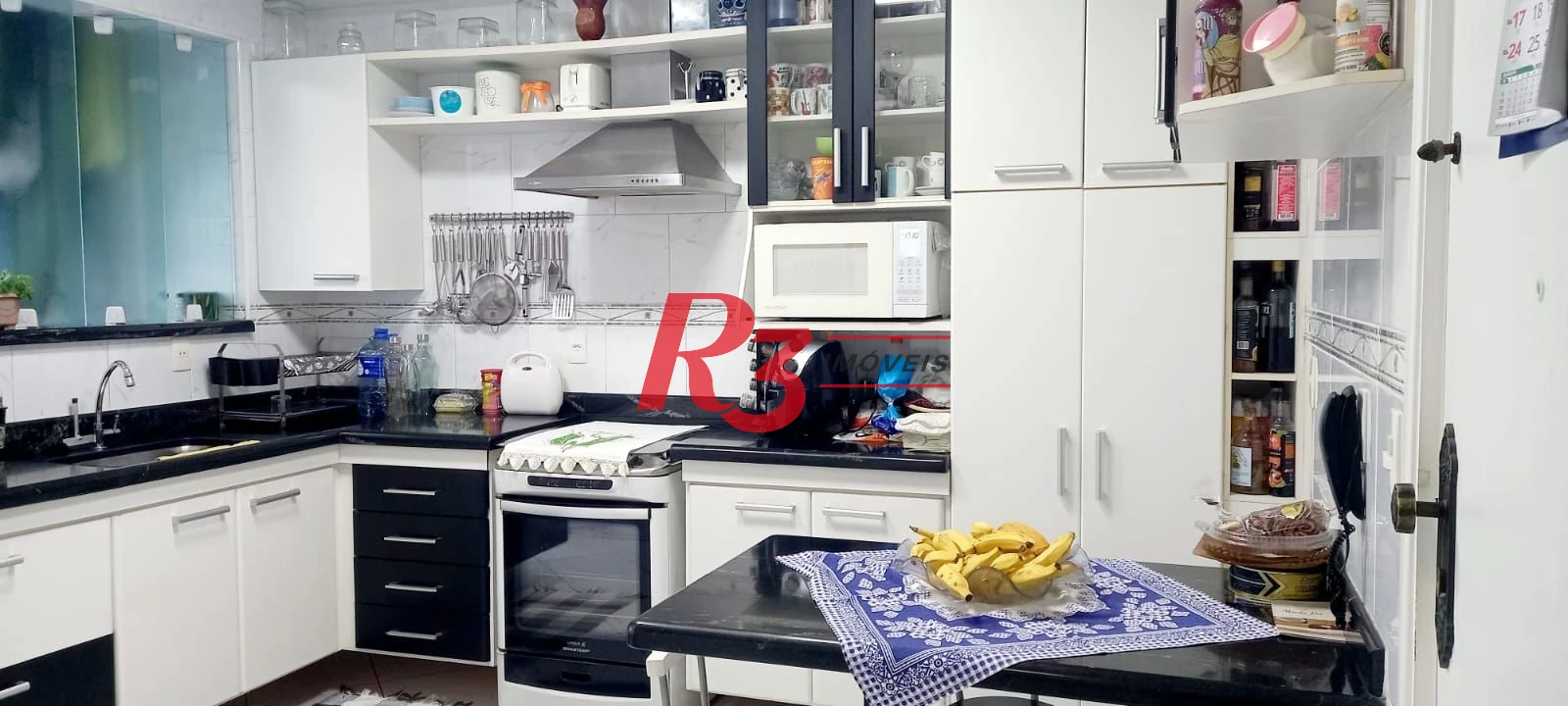Apartamento com 2 dormitórios à venda, 106 m² por R$ 850.000,00 - Pompéia - Santos/SP