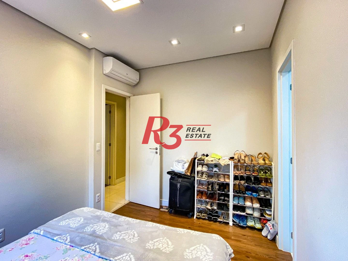 Apartamento com 3 dormitórios à venda, 163 m² por R$ 2.350.000,00 - Boqueirão - Santos/SP
