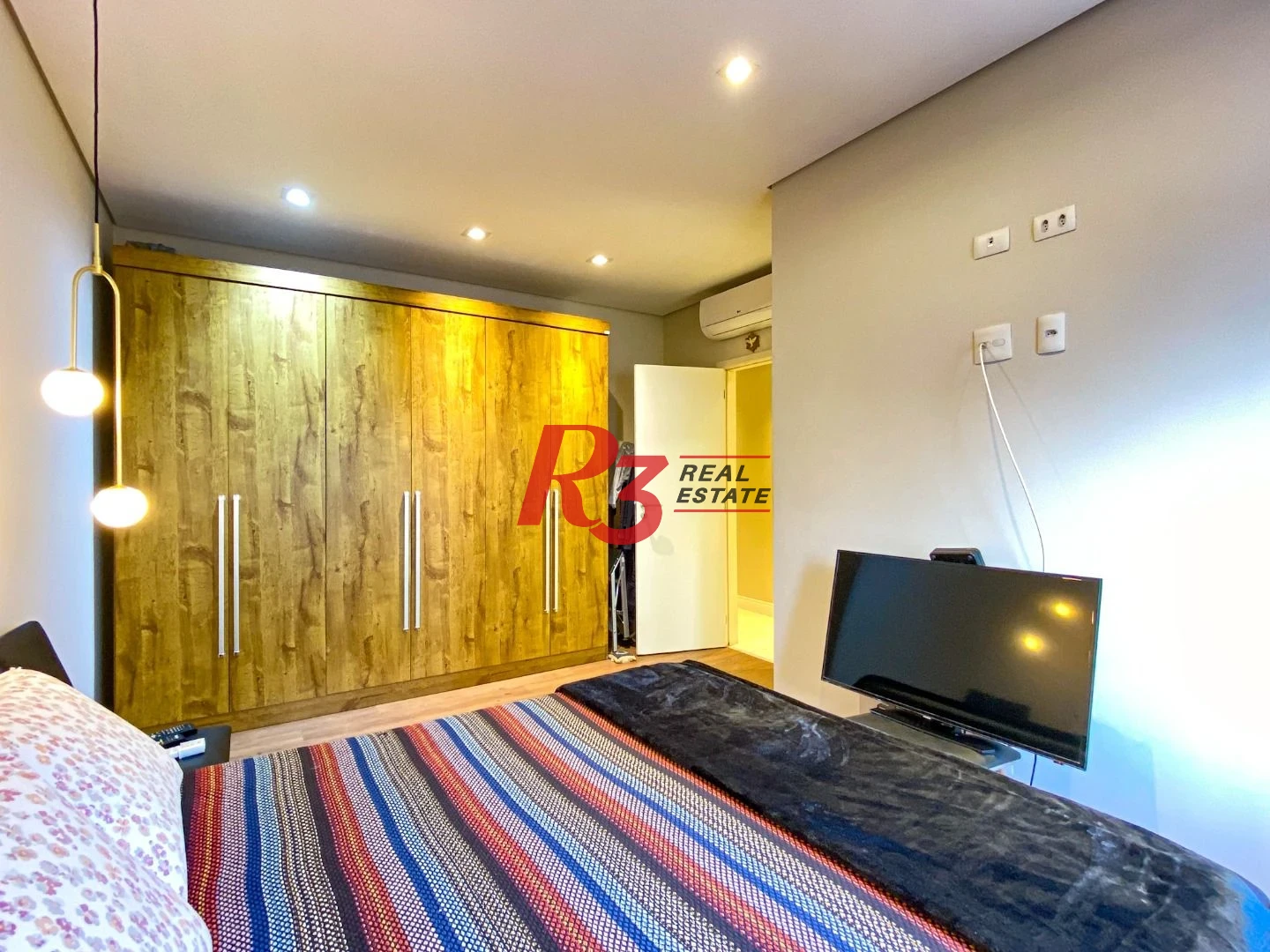 Apartamento com 3 dormitórios à venda, 163 m² por R$ 2.350.000,00 - Boqueirão - Santos/SP