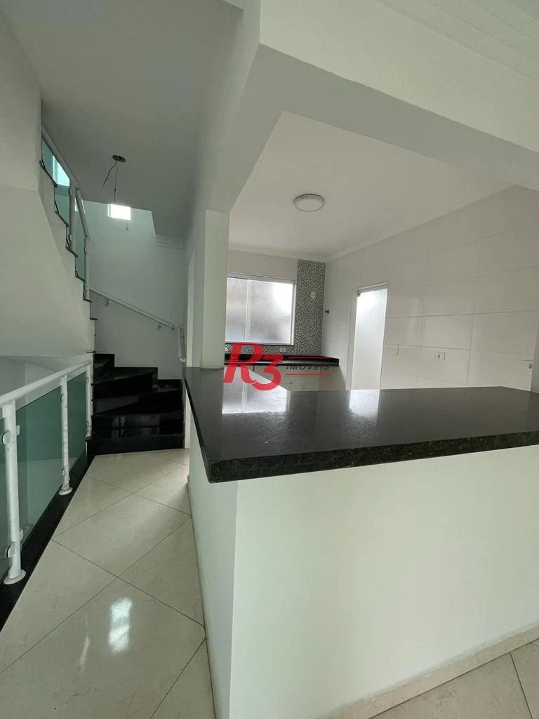Casa com 4 dormitórios à venda, 200 m² por R$ 1.100.000,00 - Embaré - Santos/SP